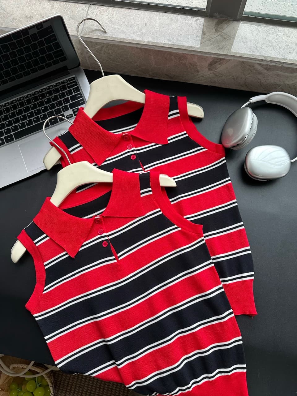 아메리칸 레트로 핫걸 POLO 칼라 니트 스웨터 조끼 여성 여름 디자인 센스 몸매 가꾸기 슬림해 보이는 다용도 캐주얼 맨위 상세 이미지 7