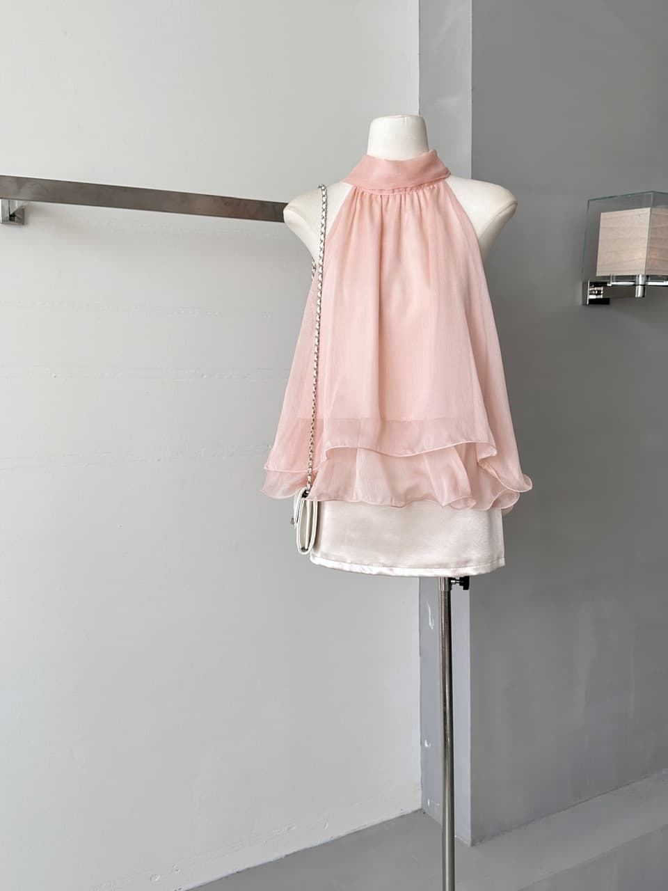 cloudsweet 흰 구름 달콤한 릴리 오브 더 밸리 여름 머리말 분위기 센스 핑크색 행침 목 맨위 민소매 쇼트 스타일 쉬폰 블라우스 상세 이미지 6