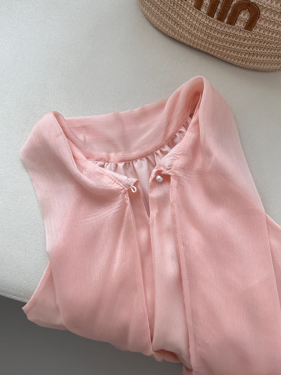 cloudsweet 흰 구름 달콤한 릴리 오브 더 밸리 여름 머리말 분위기 센스 핑크색 행침 목 맨위 민소매 쇼트 스타일 쉬폰 블라우스 상세 이미지 12