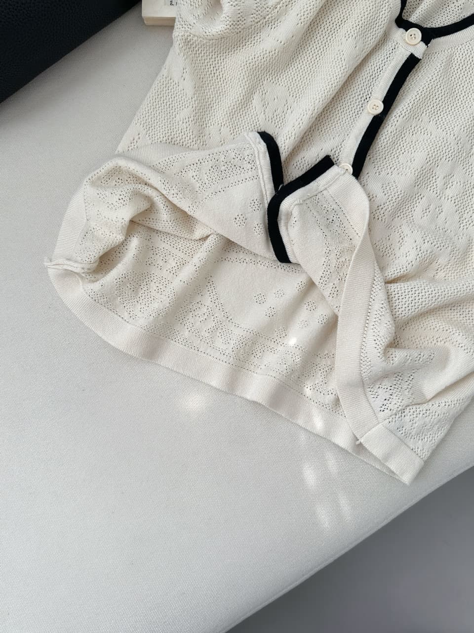 aaaaxbbb 어둠 곡물 질감 전체 맞춤 홀로우 아웃 무늬 니트 세트 배색 민소매 조끼 오픈 가디건 반 스커트 상세 이미지 24
