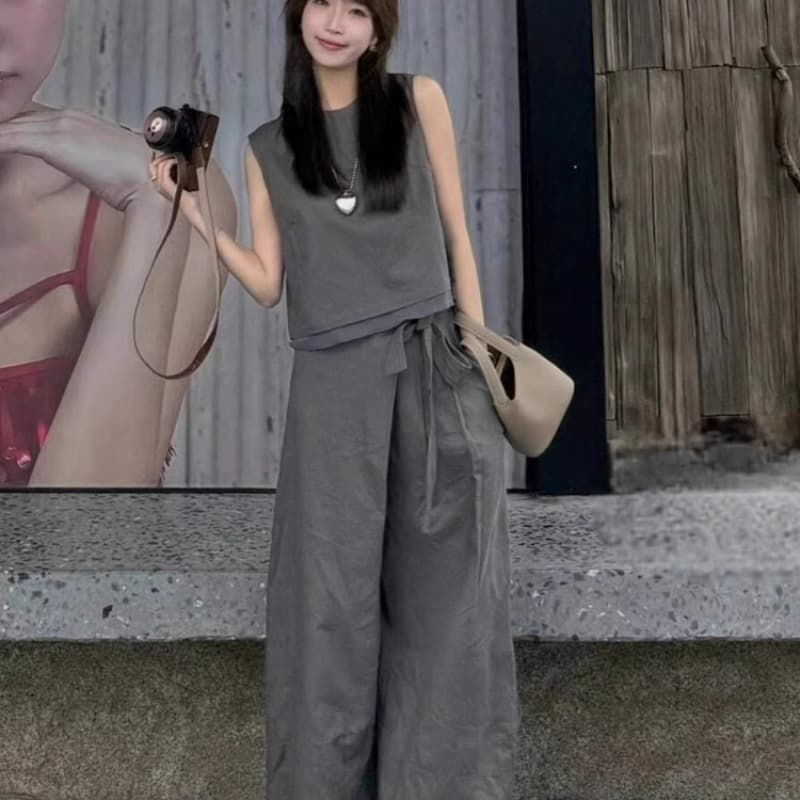 한 바람 chic 전체 집합 고급 센스 작은 키 고유 한 아름다운 회색 민소매 맨위 와이드 레그 팬츠 세트 여성 여름 상세 이미지 4