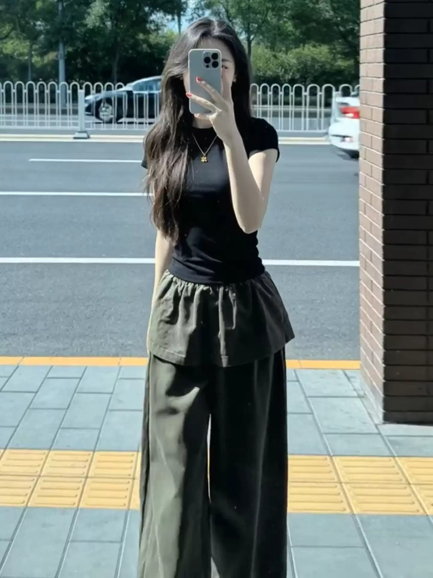 한 부서 그레이트 통해보기 가져 가라. 전체 집합 2026 새로운 반팔 티셔츠 여성 여름 군용 녹색 와이드 레그 팬츠 어린이 세트 이미지 4