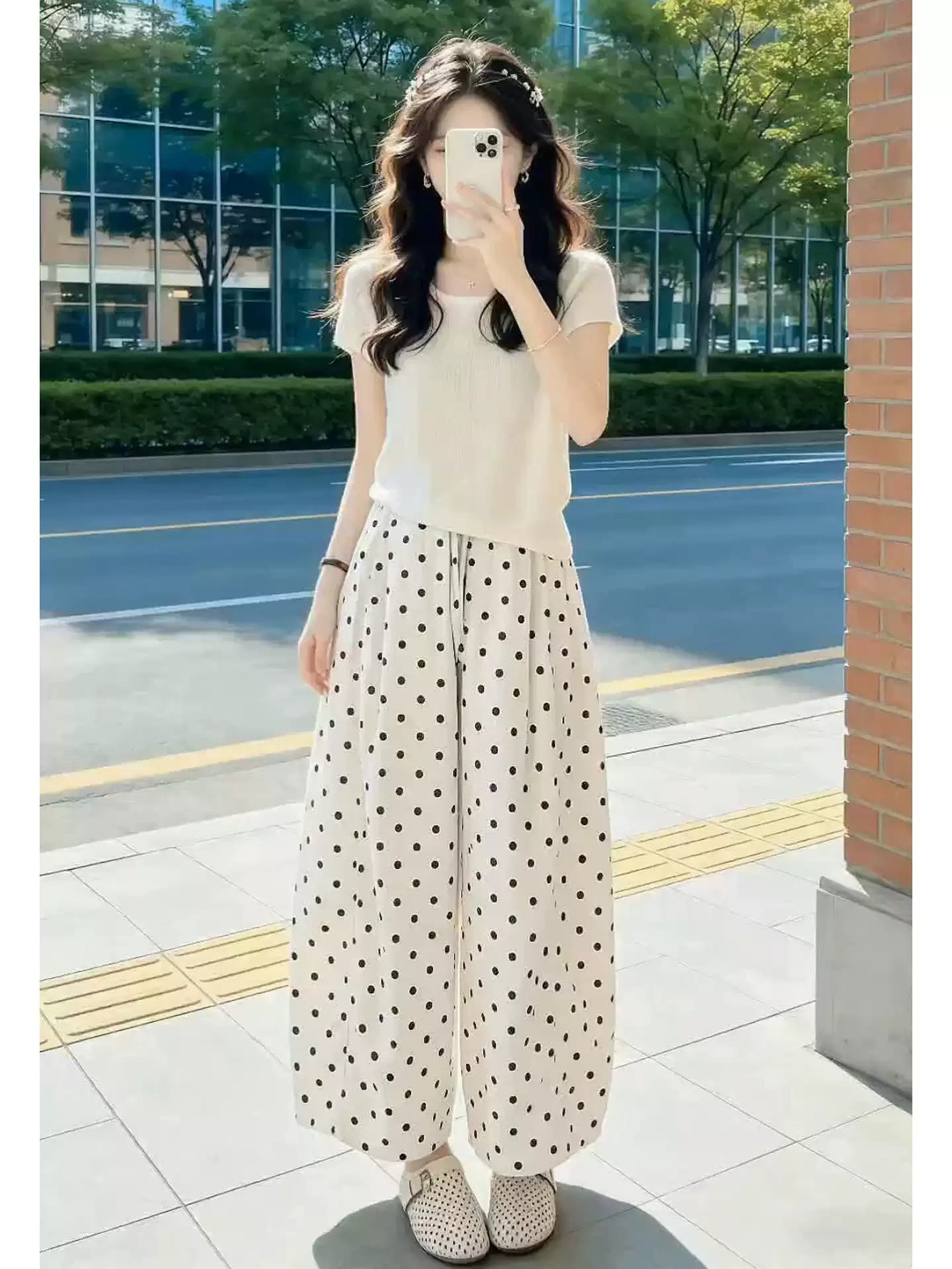 자이언트 잘 생긴 ootd 착용 가져 가라. 전체 집합 2026 새로운 반팔 티셔츠 여성 여름 도트 무늬 와이드 레그 팬츠 투피스 슈트 상세 이미지 1