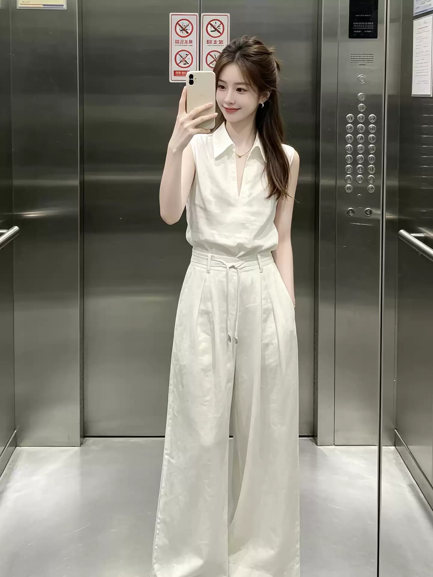화이트 폴로 칼라 미니멀리즘 다용도 민소매 조끼 여성 셔츠 2026 여름 프랑스식 출퇴근 느슨함 센스 다용도 세트 상세 이미지 5