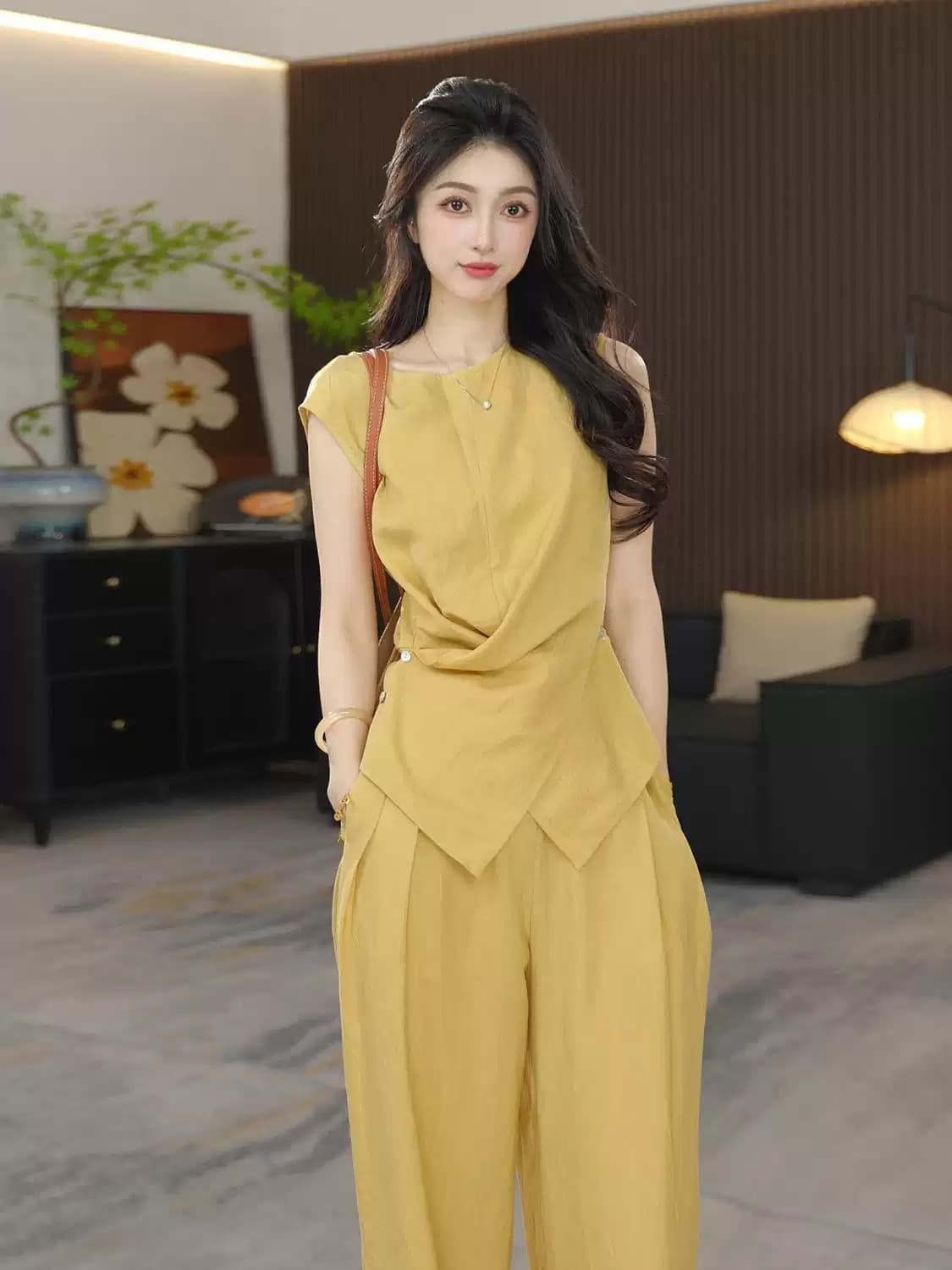 2026 새로운 품격 패션 연령 감소 표지 고기 민소매 허리 수축 십자가 맨위 하이웨이스트 와이드 레그 팬츠 세트 투피스 세트 이미지 3