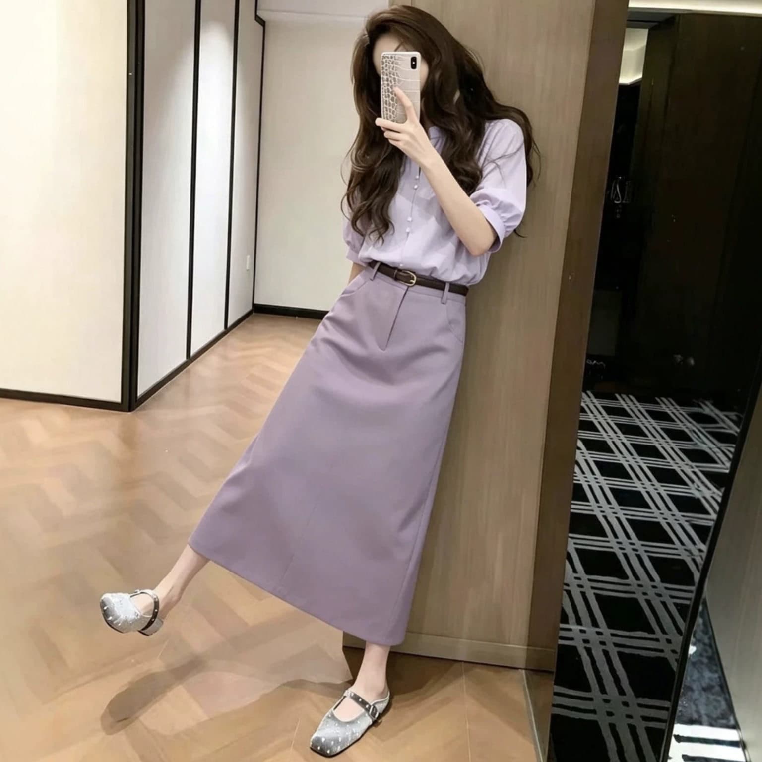 출퇴근 미니멀리즘 바람 보라색 셔츠 하이웨이스트 반신 스커트 두 조각 여성 세트 여름 유럽 상품 슬림해 보이는 연령 감소 패션 세트 이미지 2