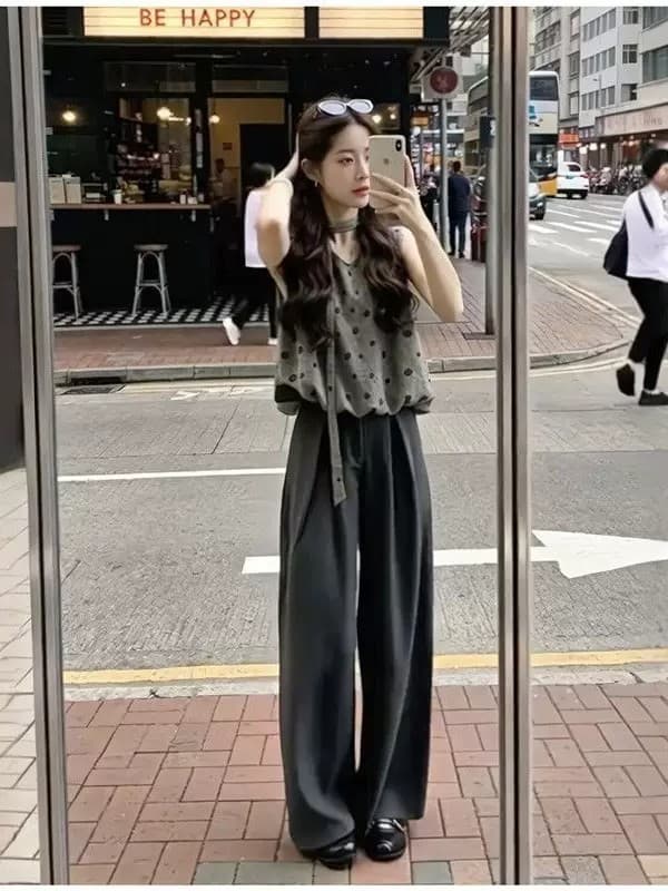 2026 새로운 여름 홍콩 스타일 도트 무늬 민소매 조끼 하이웨이스트 도루 센스 검정색 넓은 다리 정장 바지 출퇴근 세트 상세 이미지 4