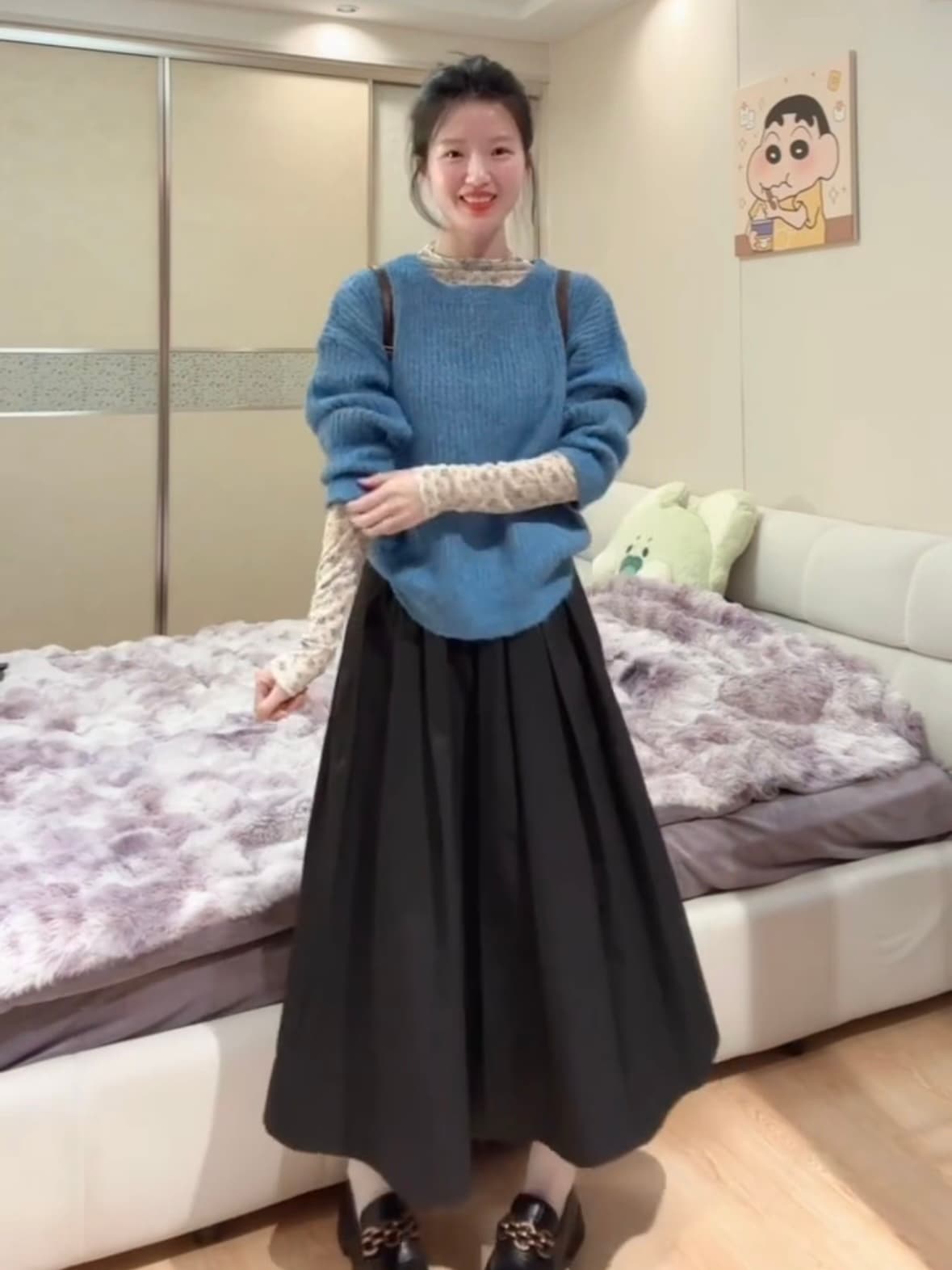 한 부서 모헤어 보트 칼라 파란색 스웨터 반신 스커트 여성 새로운 디자인 센스 부드러운 슬림해 보이는 세 조각 세트 여성 이미지 4