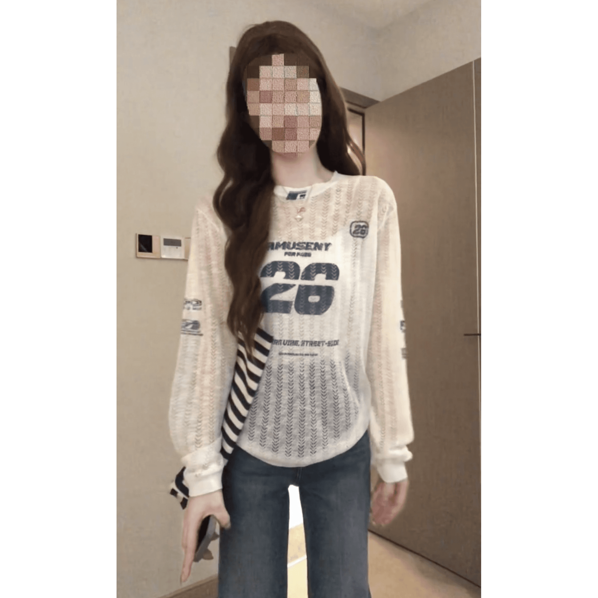 한 부서 그레이트 통해보기 가져 가라. 전체 집합 2026 새로운 화이트 블라우스 청바지 자외선 차단 슬림해 보이는 세 조각 세트 여성 이미지 5