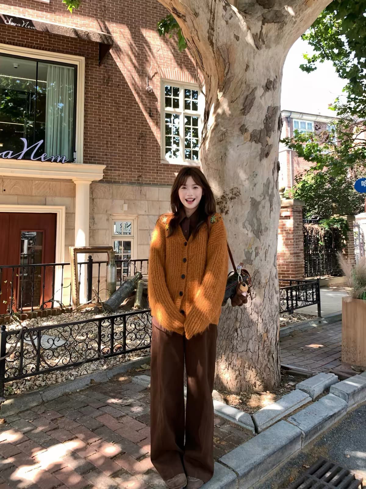 가을 겨울 새로운 반딧불 숲 높음 그램 무거운 플러시 센스 자수 스웨터 다용도 캐주얼 대 오픈 가디건 느긋한 니트 재킷 상세 이미지 4