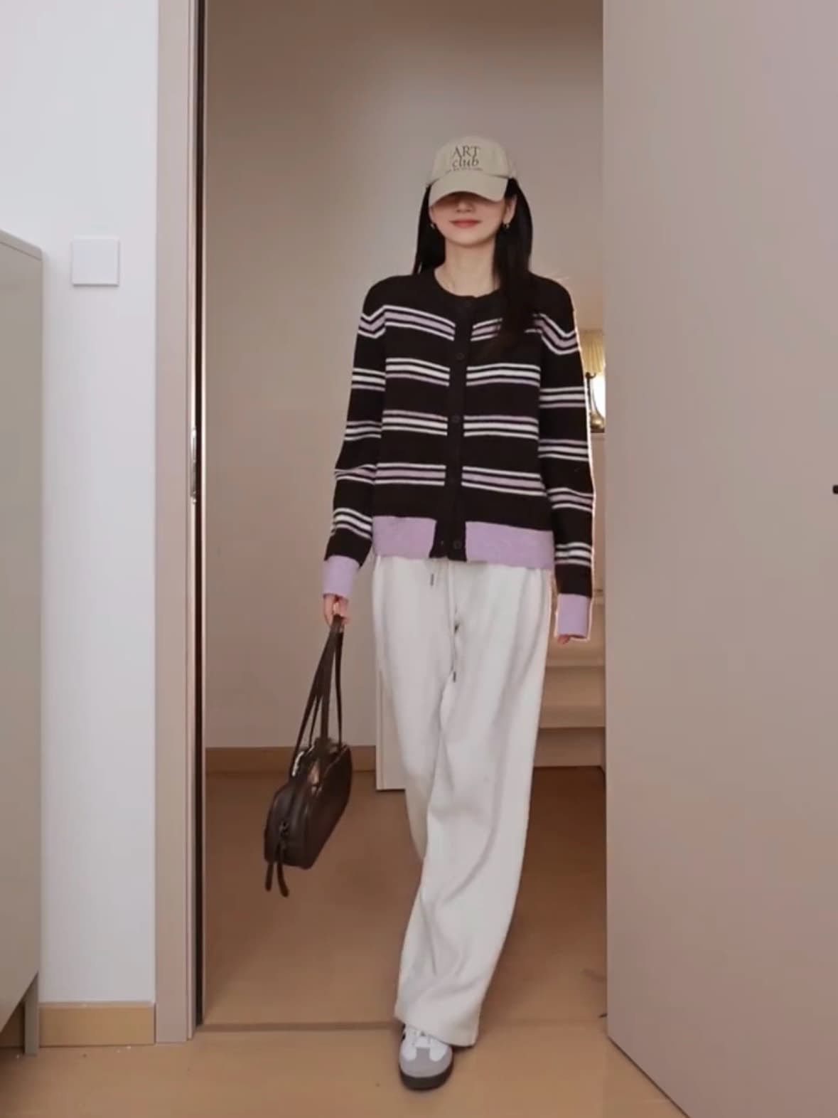 가을 겨울 블랙 커피 배색 스트라이프 스웨터 오픈 가디건 캐주얼 바지 슬림해 보이는 자이언트 잘 생긴 경력 빛 요리 한 바람 투피스 슈트 여성 상세 이미지 2