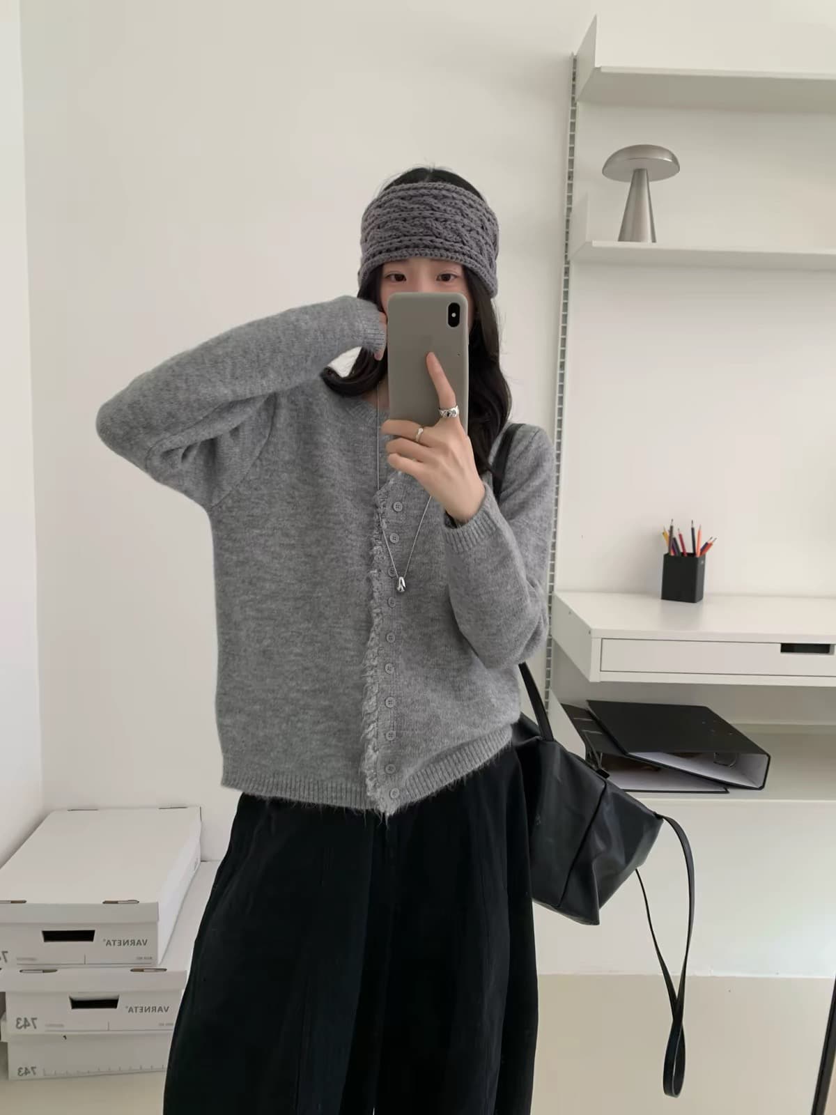 한 부서 단색 작은 대중 술 문 襟 라운드 넥 니트 스웨터 루즈핏 출퇴근 캐주얼 싱글 줄 버튼 스웨터 여성 코트 이미지 4