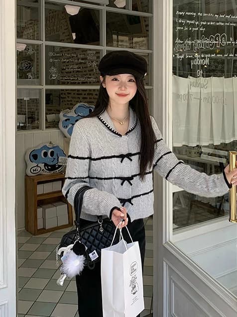 가을 겨울 작은 키 가을 겨울 새로운 회색 맨위 여성 디자인 센스 나비 매듭 달콤함 패치워크 오픈 가디건 스웨터