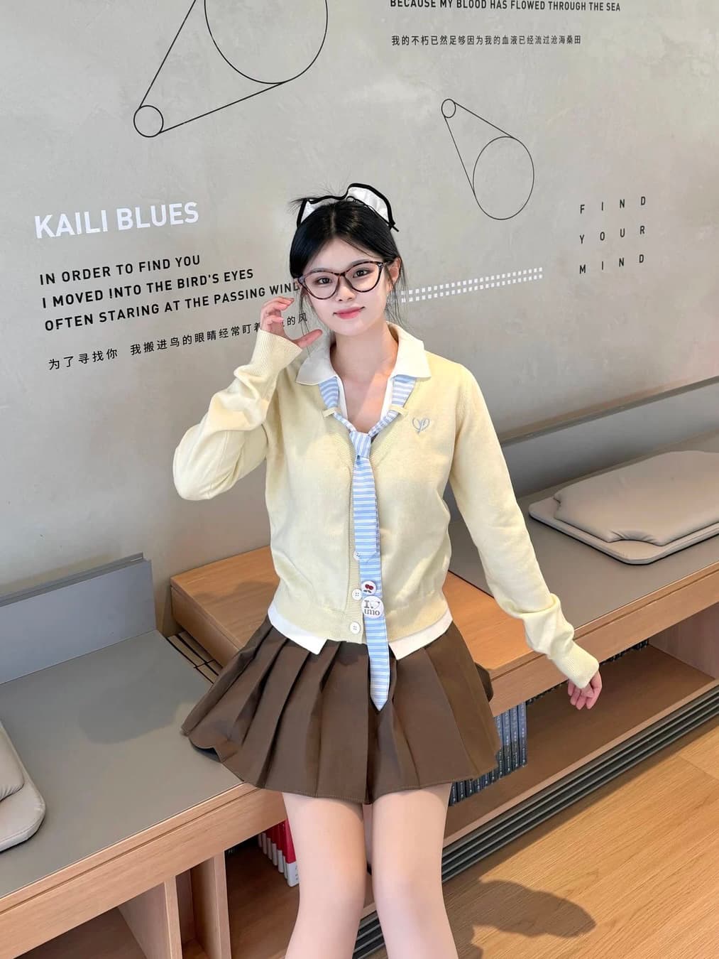 가을 겨울 새로운 넥타이 페이크 레이어드 니트 스웨터 코트 플리츠 스커트 학원 스타일 패션 투피스 슈트 여성 상세 이미지 3