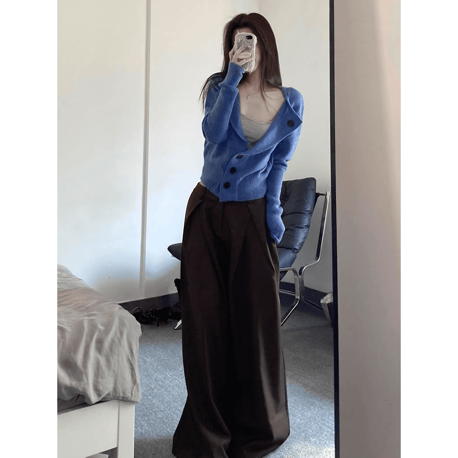 가을 켜기 새로운 한 부서 느긋한 부드러운 찹쌀 긴팔 니트 오픈 가디건 여성 스택 착용 스트라이프 슬립 와이드 레그 팬츠 세 조각 세트 이미지 5
