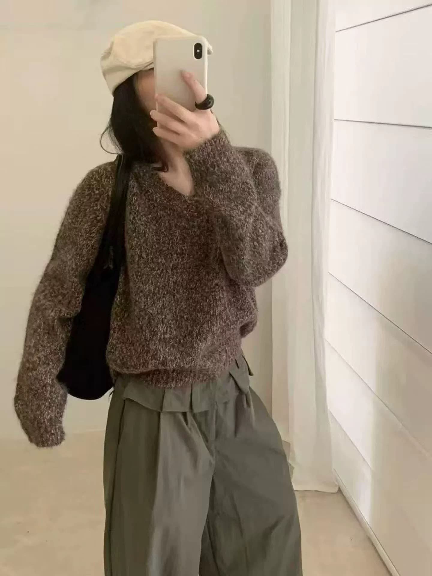 한 부서 레트로 v 칼라 플라워 실 니트 스웨터 여성 가을 겨울 새로운 패션 루즈핏 캐주얼 다용도 보온 인사이드 가져 가라. 스웨터 상세 이미지 2
