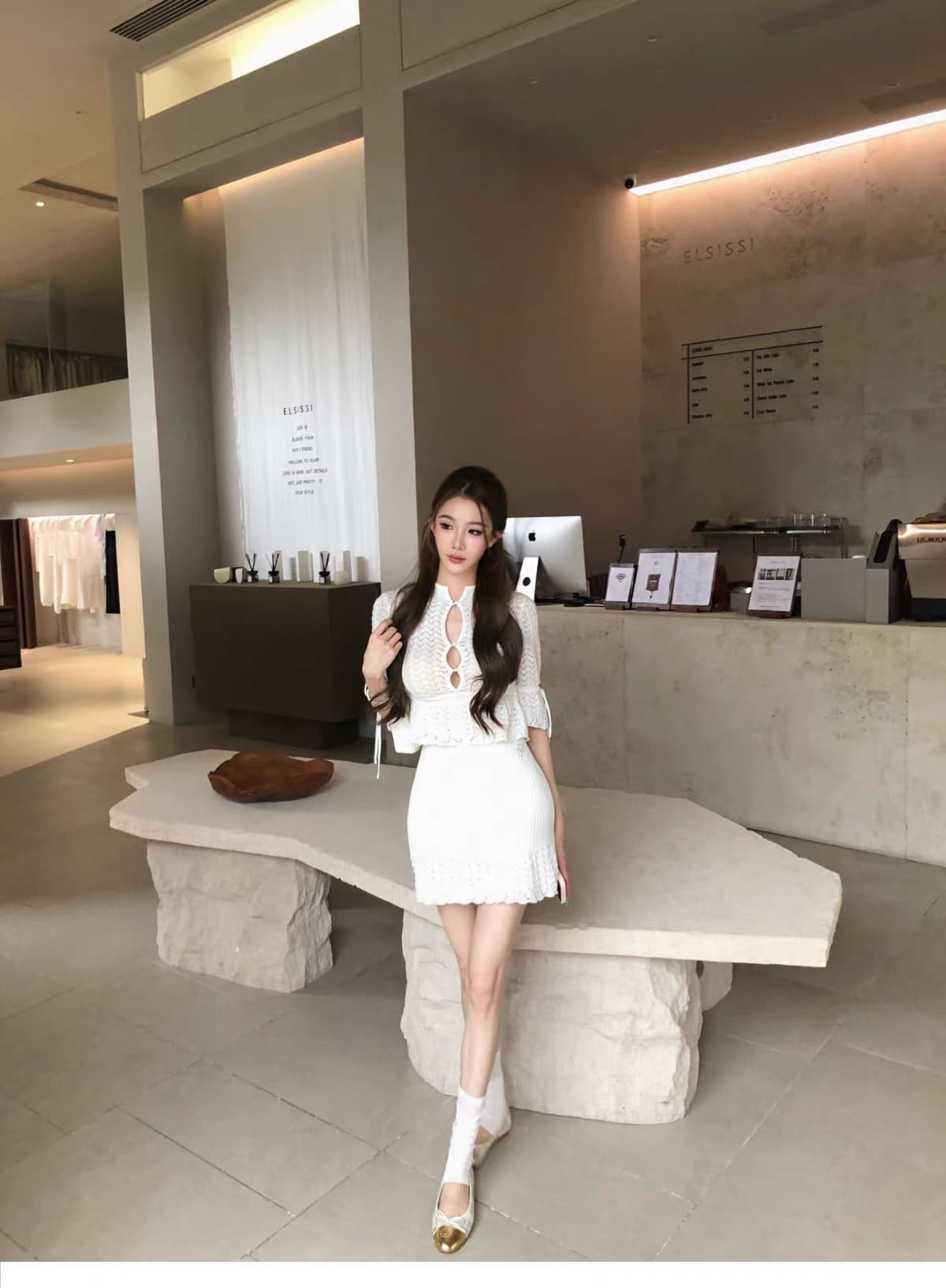 세트 여성 홀로우 아웃 스탠드 칼라 나팔 소매 니트 맨위 하이웨이스트 훅 레이스 타이트 스커트 미니 스커트 핫걸 투피스 세트 상세 이미지 3