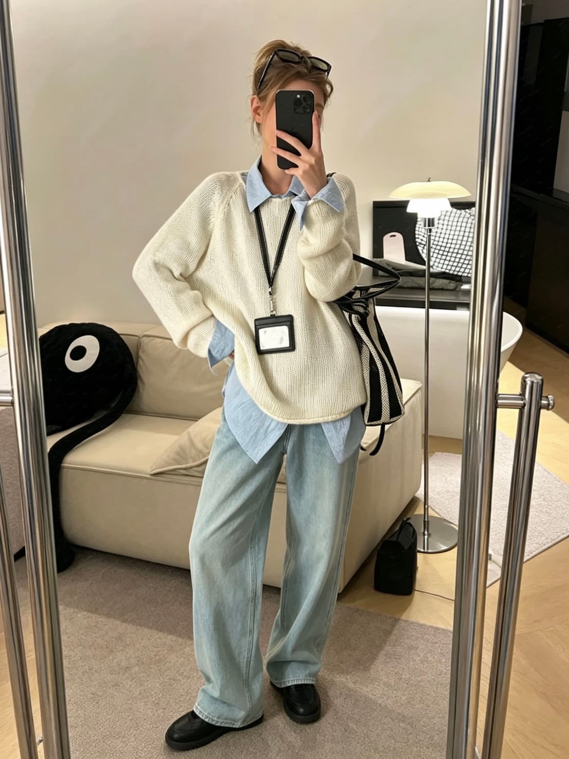 가을 겨울 새로운 느슨함 센스 느긋한 긴팔 니트 스웨터 스웨터 바지 슬림해 보이는 연령 감소 자이언트 잘 생긴 세 조각 세트 여성