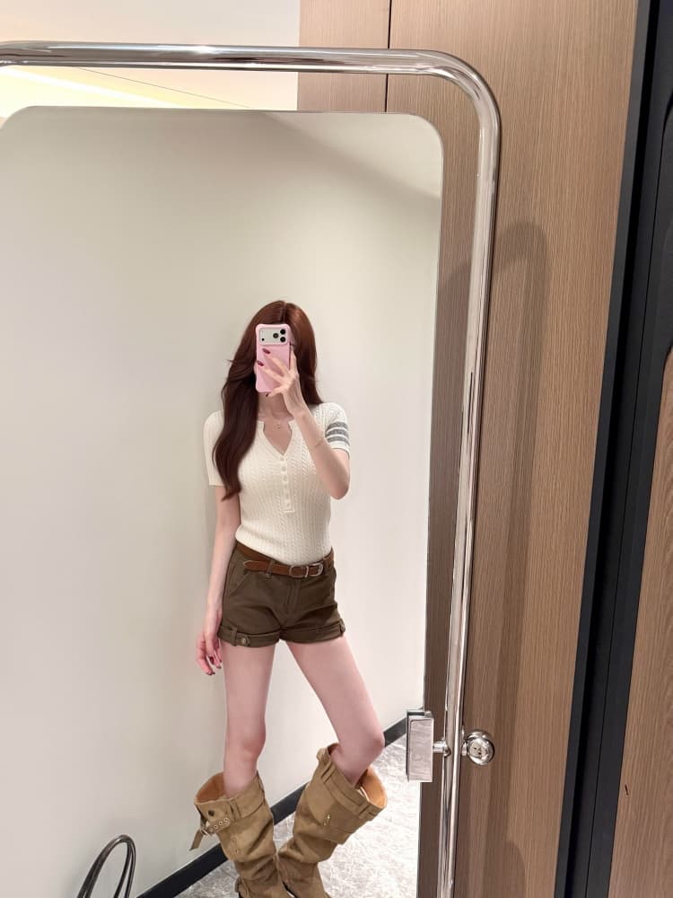 아메리칸 레트로 V넥 반팔 니트 스웨터 여성 여름 착용 가져 가라. V넥 티셔츠 몸매 가꾸기 슬림해 보이는 학원 스타일 꽈배기 맨위 상세 이미지 5