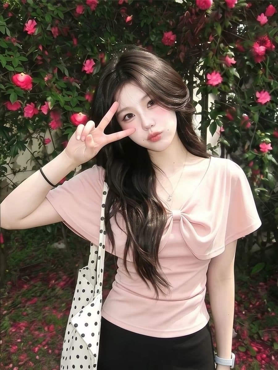 프랑스식 순수한 욕망 바람 고급 센스 V넥 비틀림 나비 매듭 니트 스웨터 티셔츠 여름 새로운 아름다운 슈퍼 잘 생긴 맨위 상세 이미지 4
