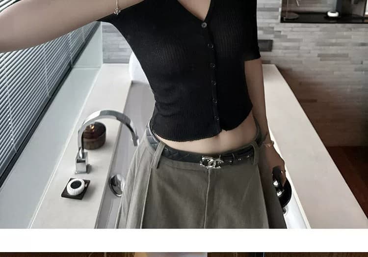 오래된 돈 바람 빛 사람들 V넥 얼음 실크 반팔 니트 오픈 가디건 여성 여름 슬림해 보이는 몸매 가꾸기 Chic 핫걸 반소매 맨위 상세 이미지 28