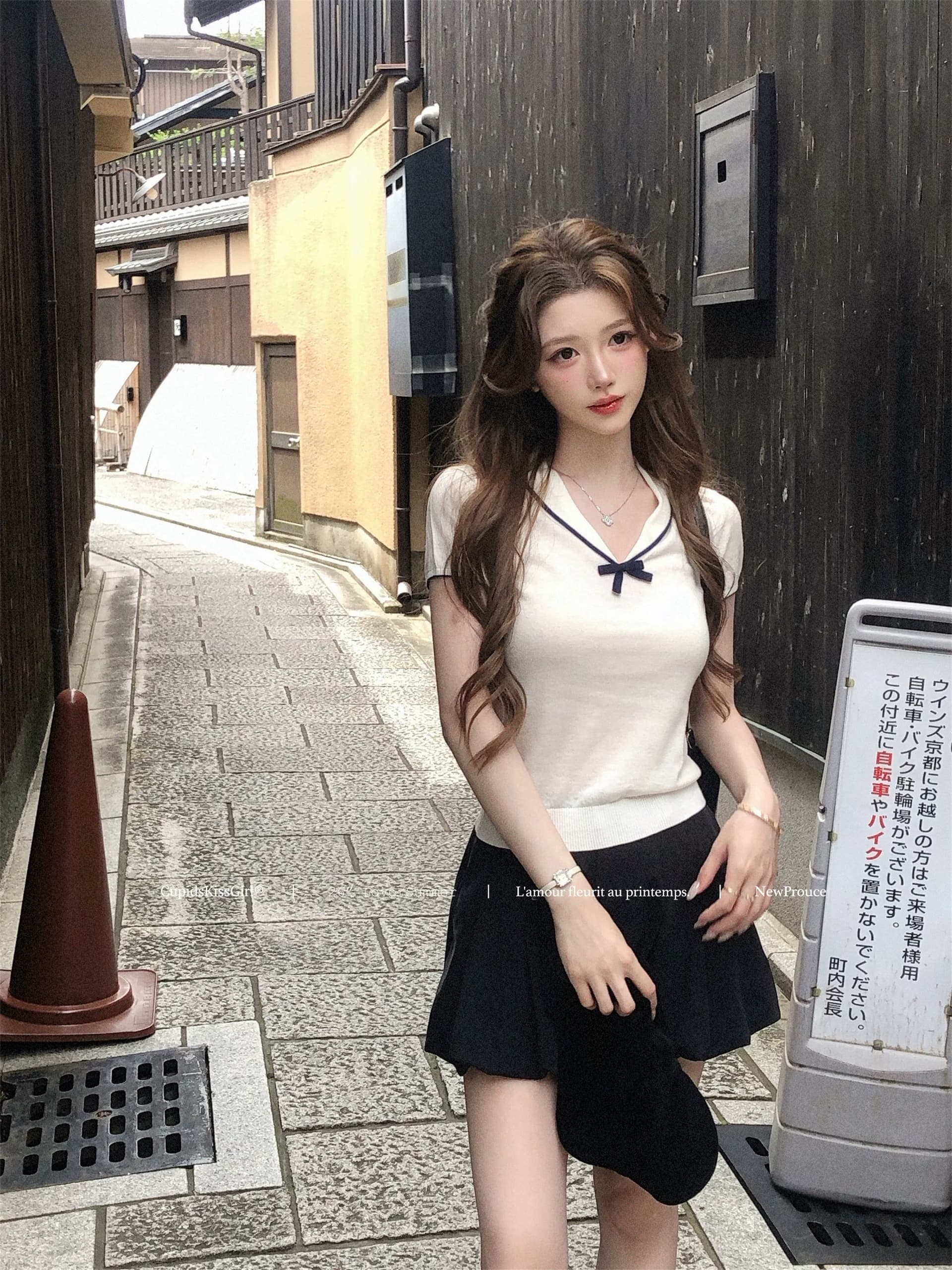 학원 스타일 배색 V넥 반팔 니트 티셔츠 여성 여름 나비 매듭 몸매 가꾸기 살구 색상 양모 달콤함 순수한 욕망 맨위 이미지 2