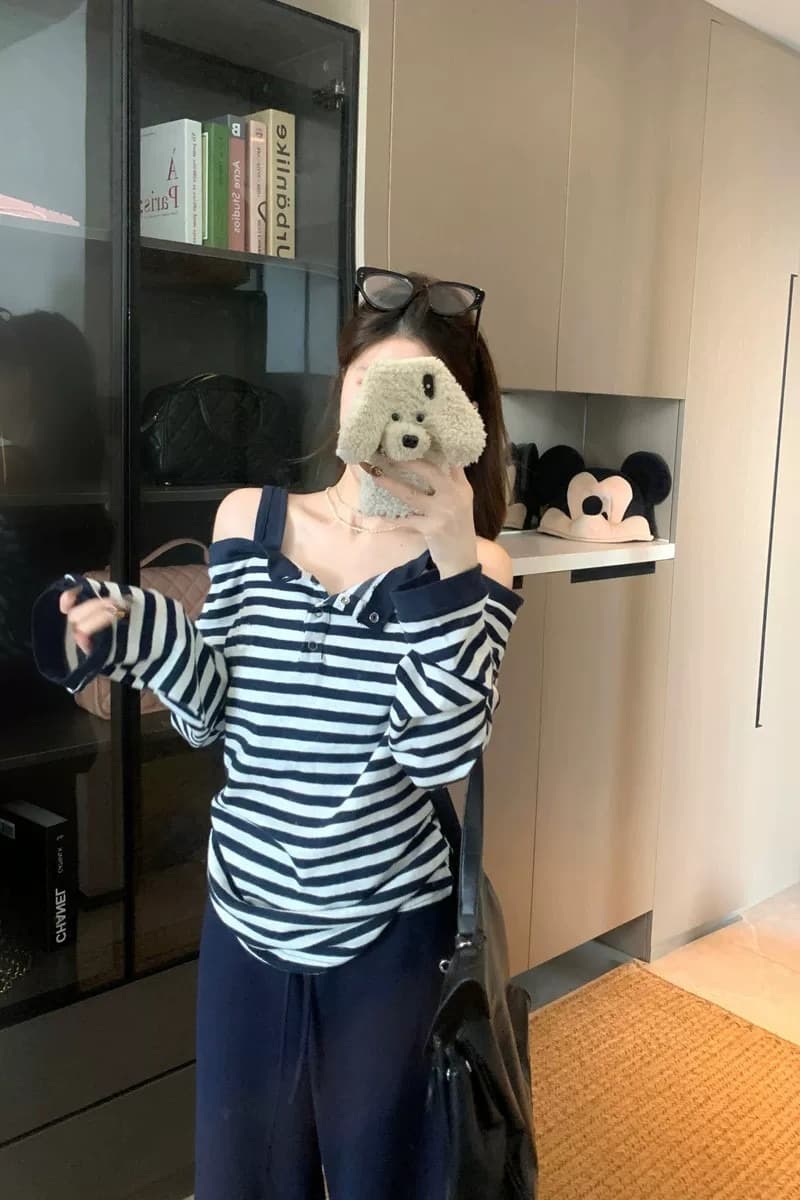 스트라이프 오프숄더 슬립 페이크 레이어드 긴팔 티셔츠 여성 가을 몸매 가꾸기 인사이드 가져 가라. 기본 셔츠 이른 가을 오프숄더 맨위 이미지 5