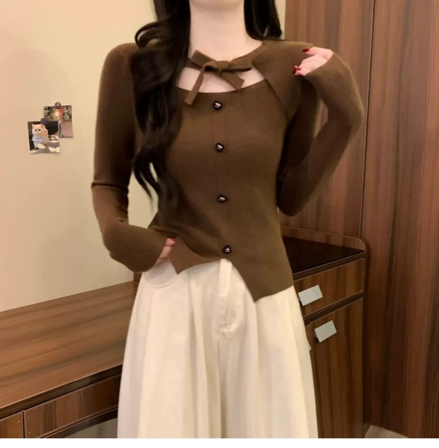 작은 샤넬 스타일 크리스마스 빨간색 나비 매듭 니트 스웨터 여성 가을 겨울 디자인 센스 몸매 가꾸기 스웨터 인사이드 가져 가라. 기본 셔츠 맨위 상세 이미지 13