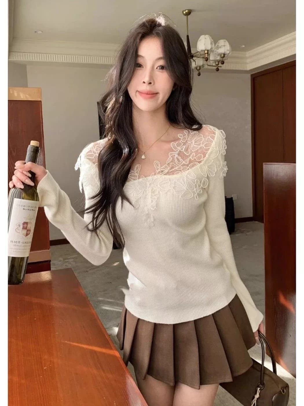 프랑스식 V넥 레이스 조각 긴팔 니트 스웨터 여성 봄 고급 센스 인사이드 가져 가라. 몸매 가꾸기 슬림해 보이는 기본 셔츠 맨위 이미지 2