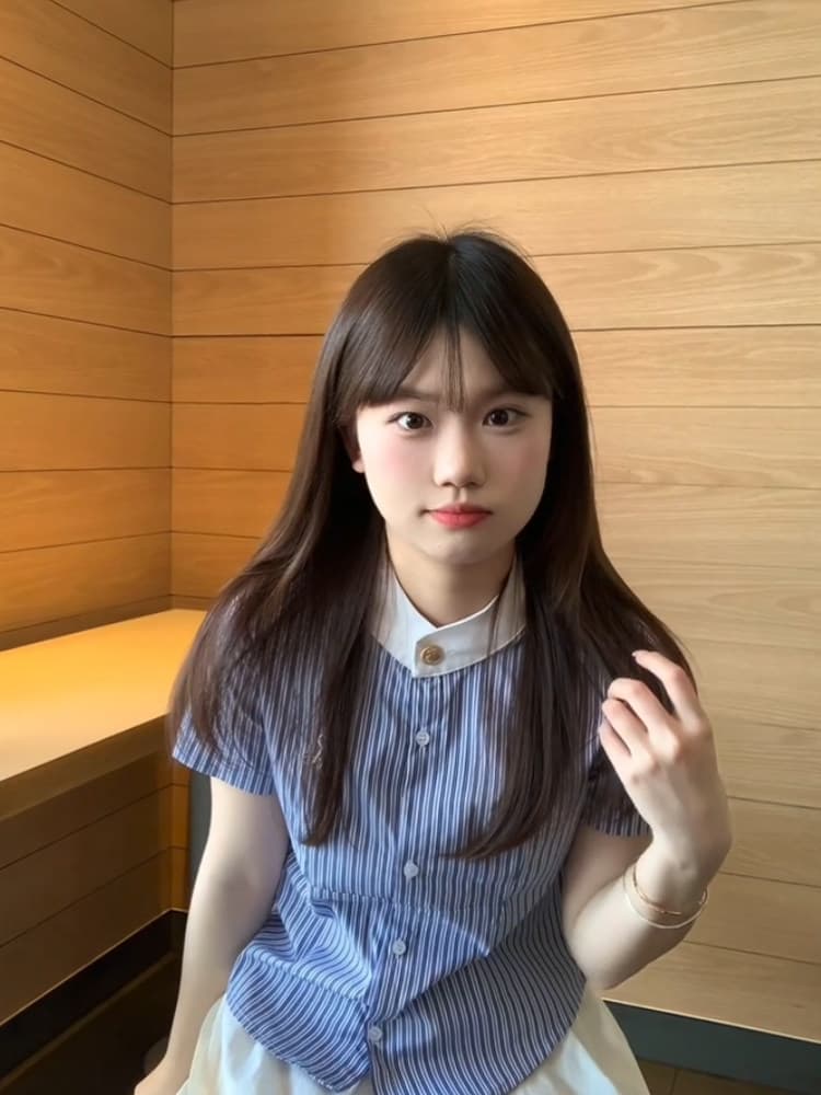 학원 스타일 자수 파란색 스트라이프 반팔 셔츠 여름 다용도 슬림해 보이는 작은 대중 디자인 셔츠 이미지 2