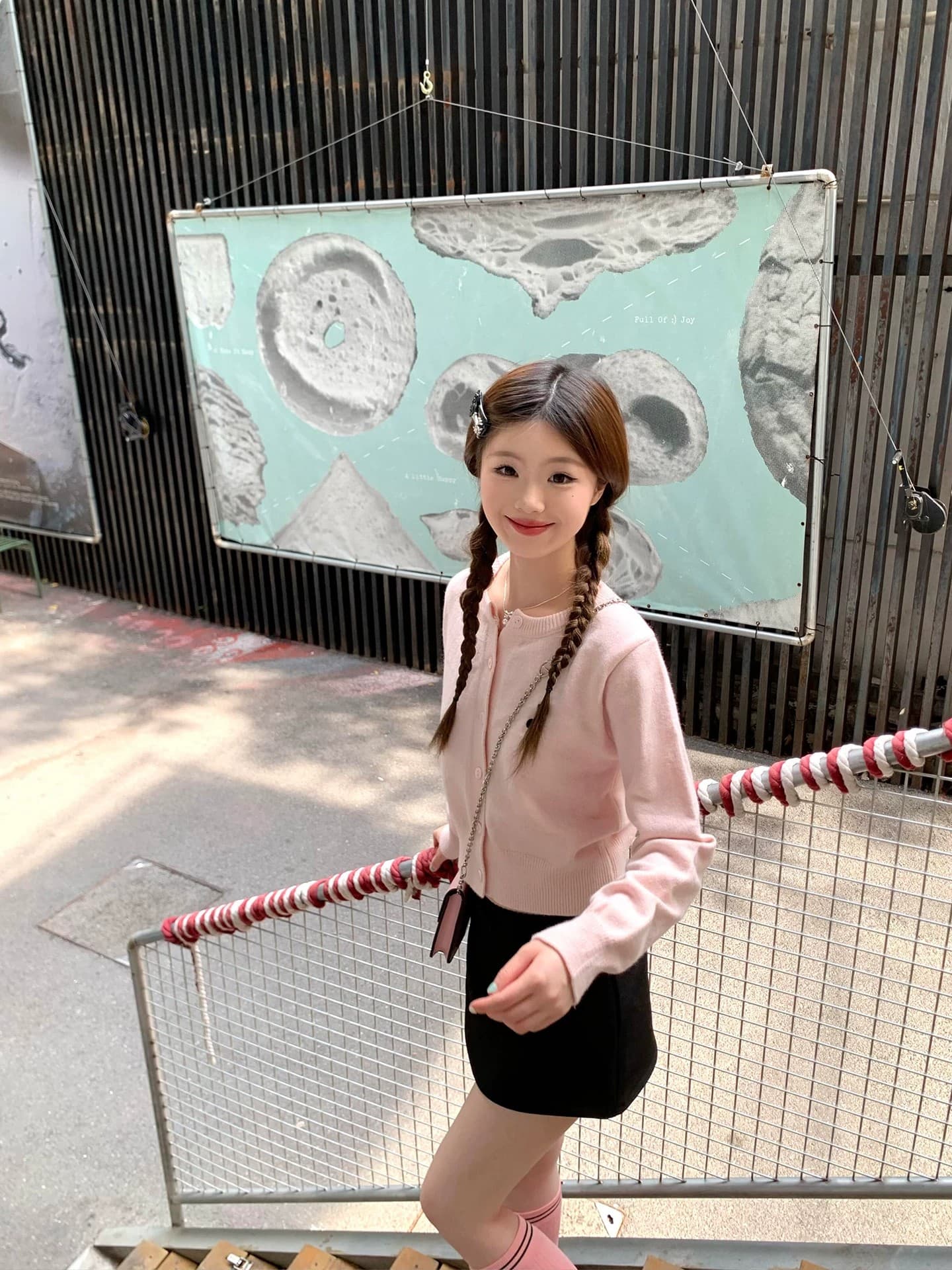 핑크색 자수 라운드 넥 니트 오픈 가디건 여성 2026 이른 봄 새로운 연령 감소 우유 씽 하는 소리 외부 가져 가라. 긴팔 스웨터 코트 상세 이미지 6