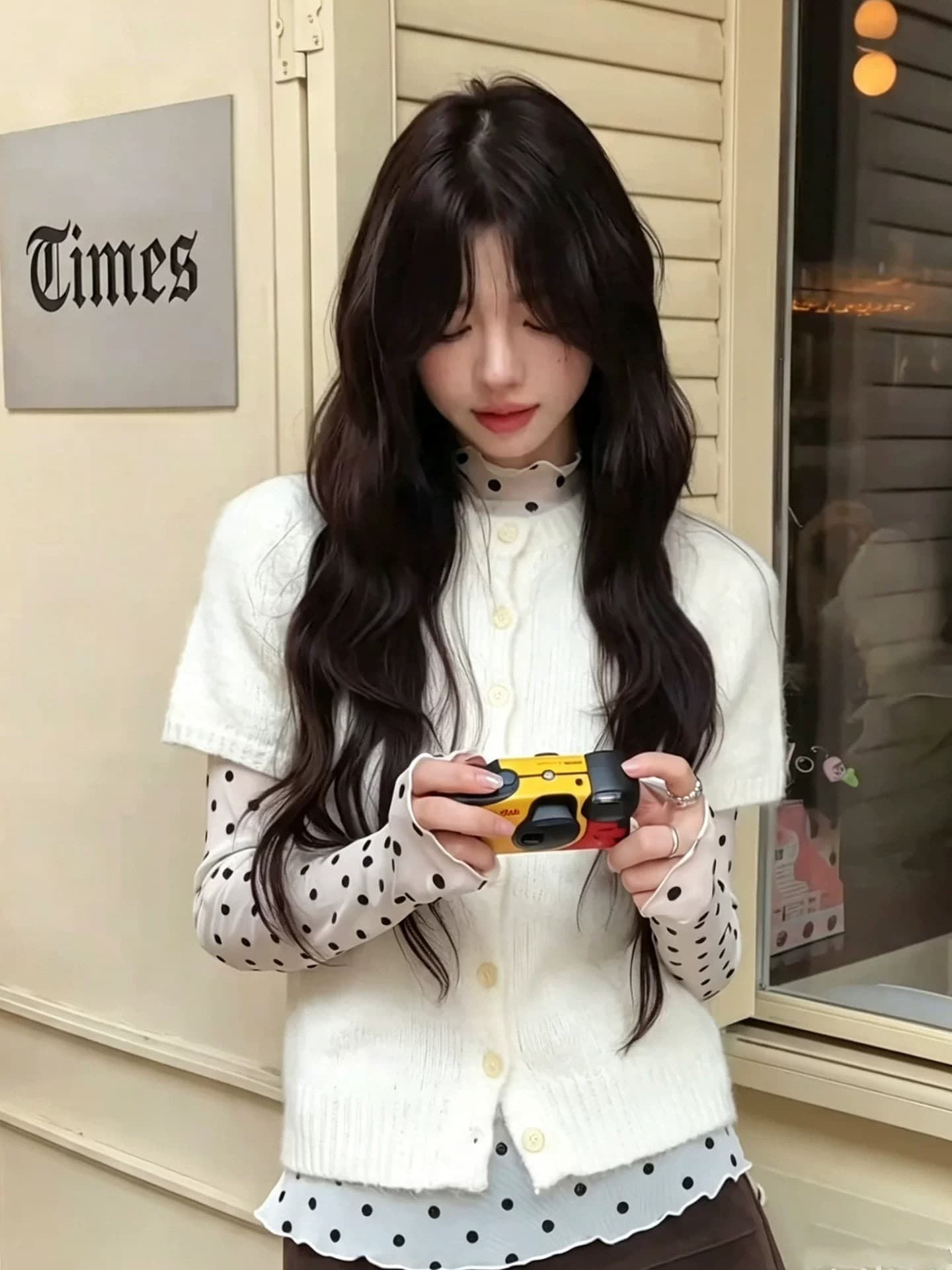 천 골드 센스 품격 핫걸 도트 무늬 만나는 맨위 니트 오픈 가디건 여성 의류 2026 가을 새로운 스택 착용 투피스 세트