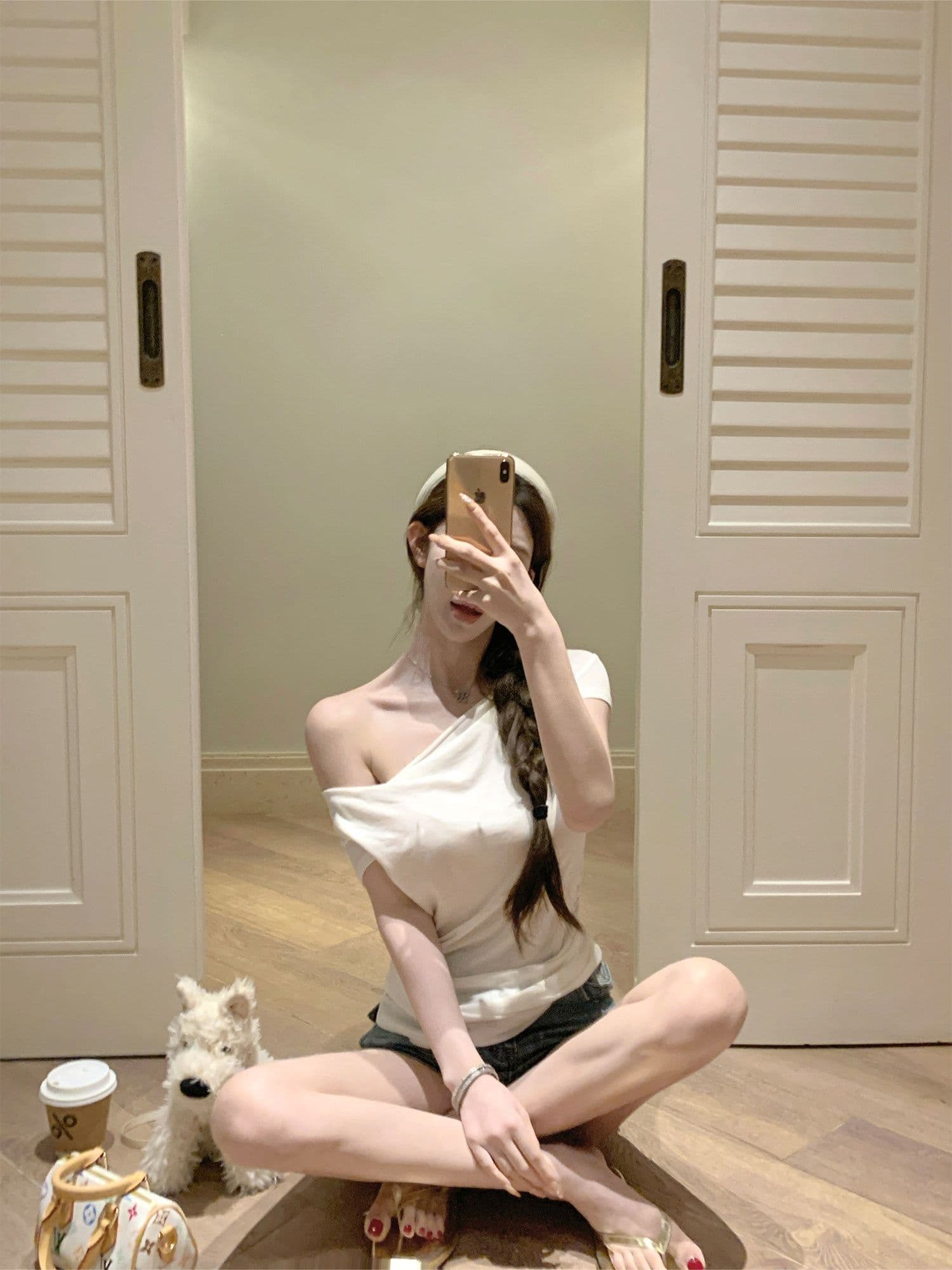 원본 원단 빛 연 주간 접시 디자인 센스 매듭 비스듬한 어깨 핀치 Pleat 허리 수축 슬림해 보이는 티셔츠 품격 맨위 이미지 3