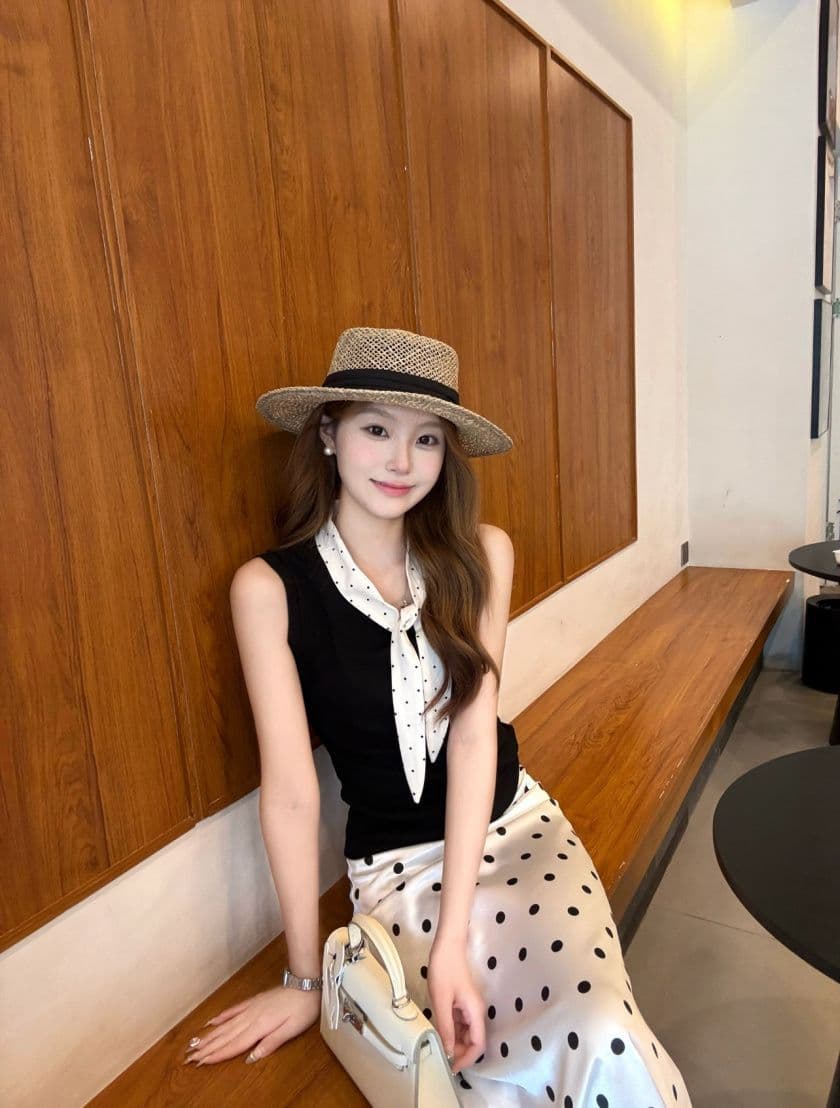 사람들 면 프랑스식 핫걸 검정색 외출용 민소매 조끼 여성 여름 몸매 가꾸기 슬림해 보이는 도트 무늬 레이스업 맨위 트렌디 상세 이미지 4