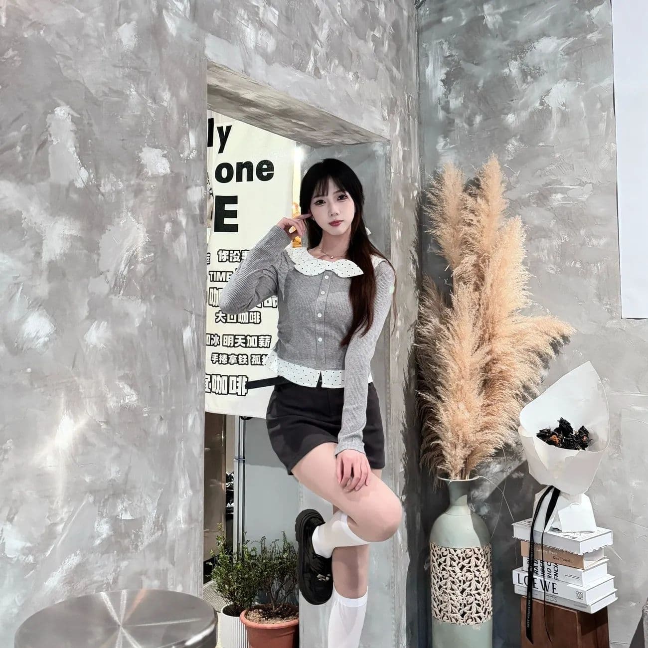 경관 그림 와 사고 방식 모달 260 그램 2 2 페이크 레이어드 도트 무늬 u 칼라 긴팔 티셔츠 여성 의류 맨위 이미지 2