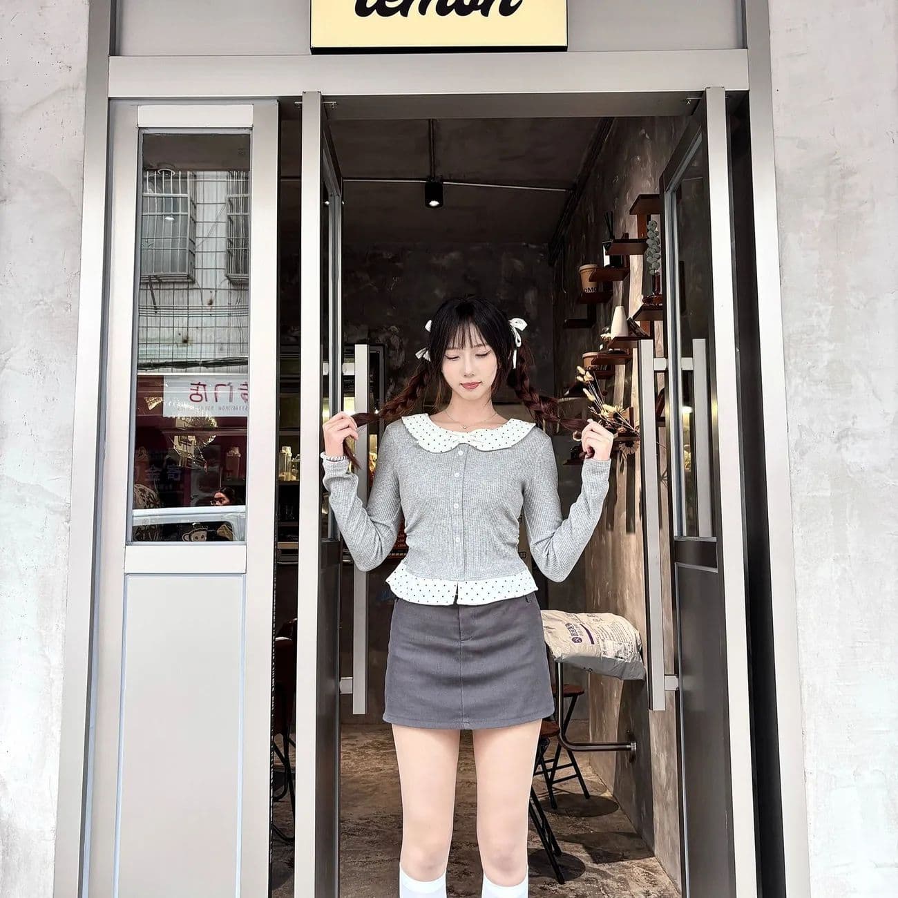 경관 그림 와 사고 방식 모달 260 그램 2 2 페이크 레이어드 도트 무늬 u 칼라 긴팔 티셔츠 여성 의류 맨위 상세 이미지 3
