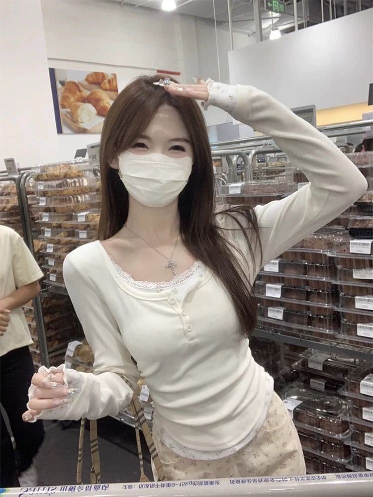2.2 슈 피부 플러시 레이스 페이크 레이어드 긴팔 티셔츠 여성 몸매 가꾸기 패치워크 꽃무늬 아름다운 만나는 맨위 상세 이미지 5