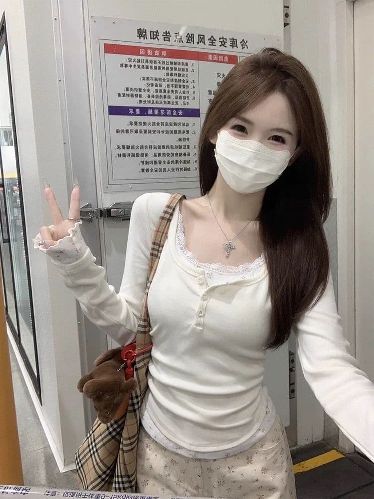 2.2 슈 피부 플러시 레이스 페이크 레이어드 긴팔 티셔츠 여성 몸매 가꾸기 패치워크 꽃무늬 아름다운 만나는 맨위 상세 이미지 6