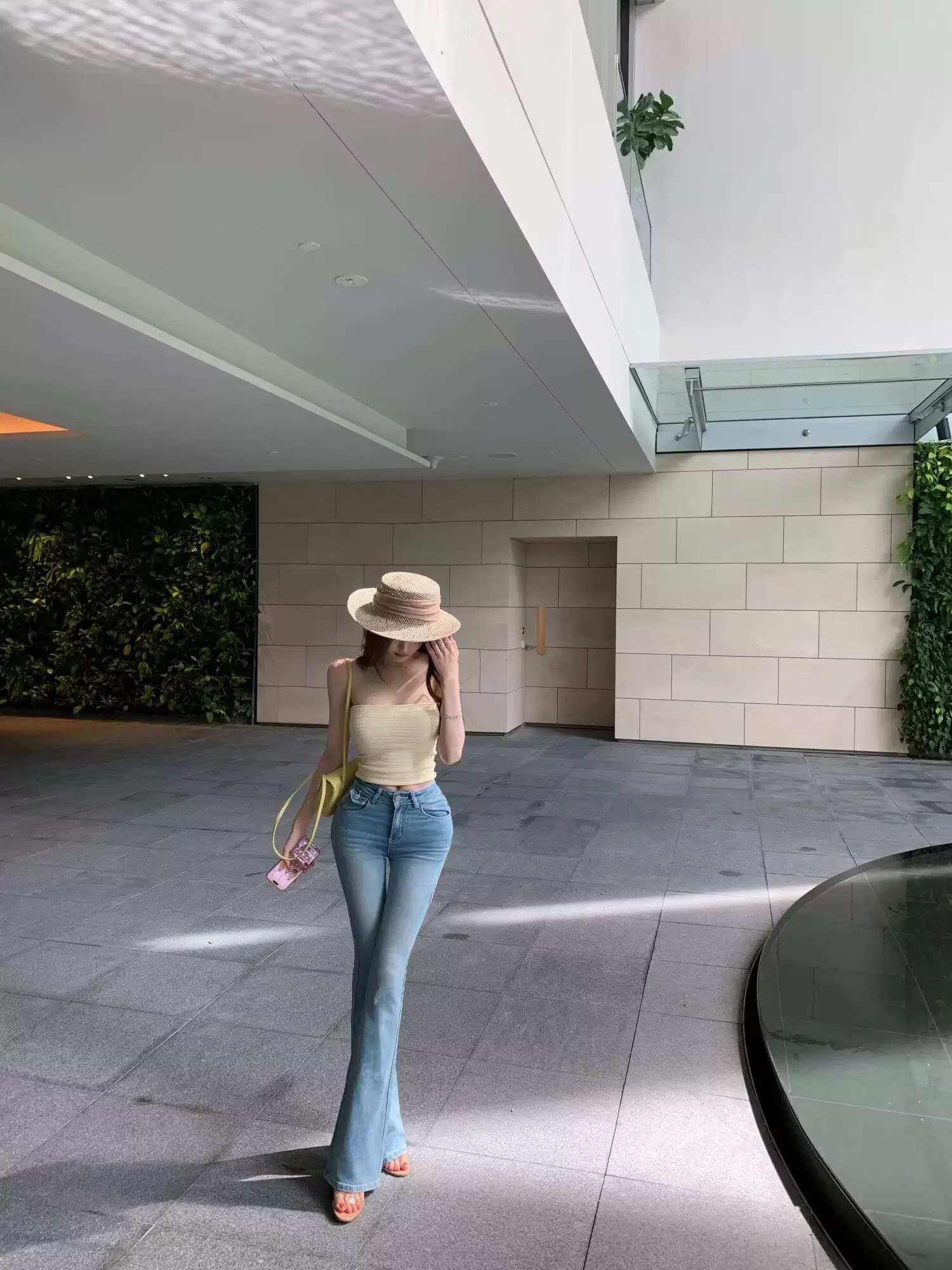 cher 챠오어 데님 전용 라인 펭 넓적 다리 레트로 중간 허리 청바지 여성 여름 몸매 가꾸기 슬림해 보이는 마이크로 나팔 롱 바지 상세 이미지 7