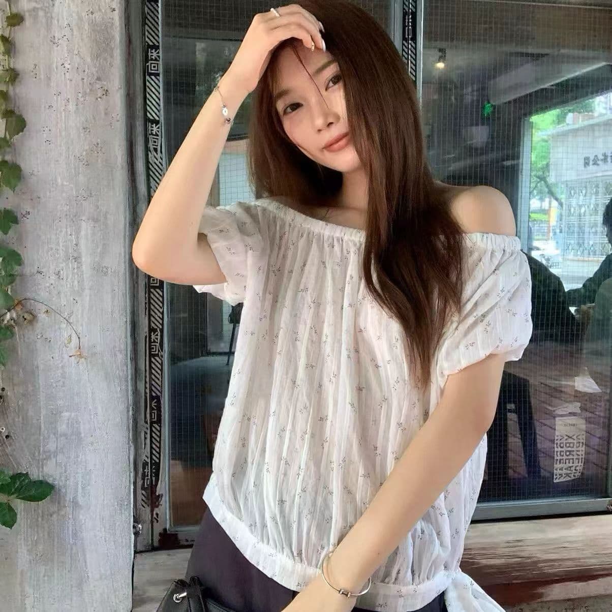 밀 밀 홈 2026 한국 여름 새로운 한 부서 레트로 인터넷 유명인 달콤함 자카드 동점 매듭 보트넥 작은 셔츠 여성