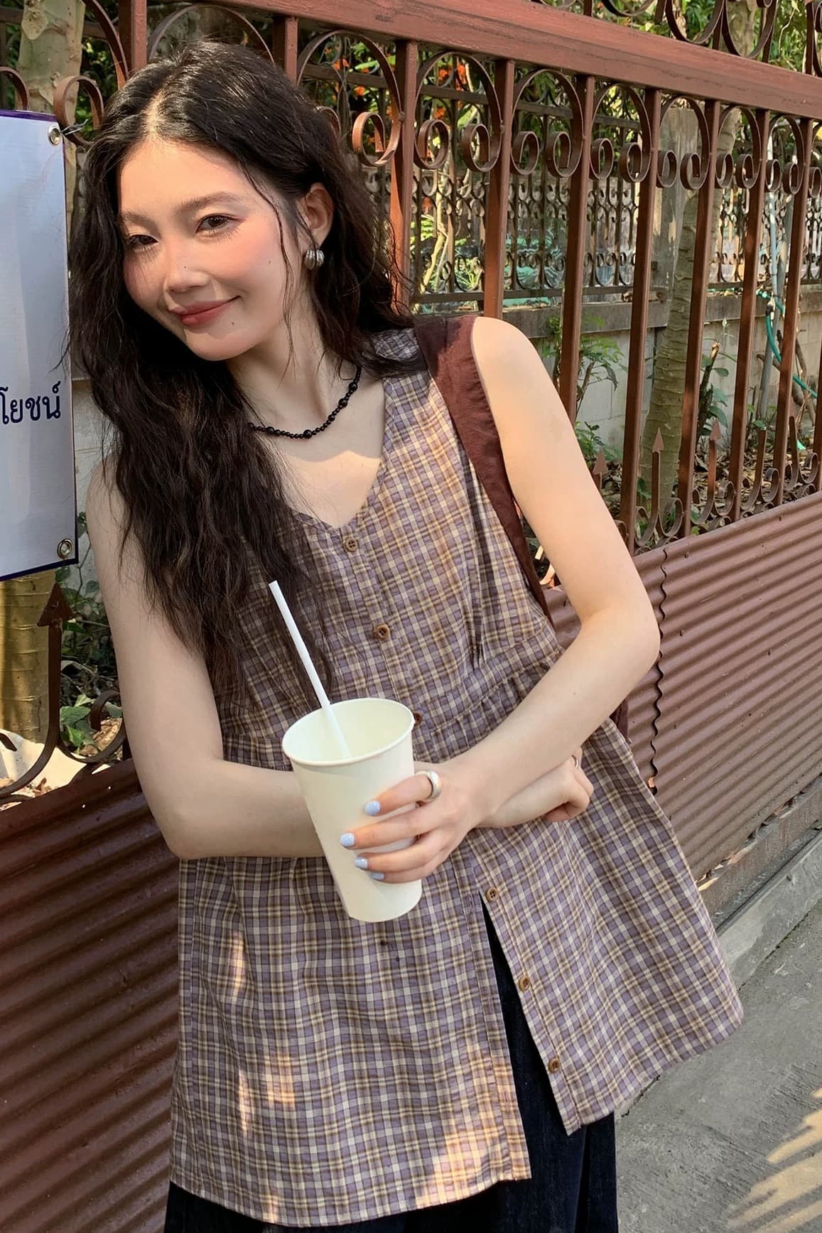 레트로 커피 색상 체크무늬 조끼 여성 여름 외출용 2026 여름 새로운 한 부서 자이언트 잘 생긴 루즈핏 민소매 맨위 상세 이미지 1