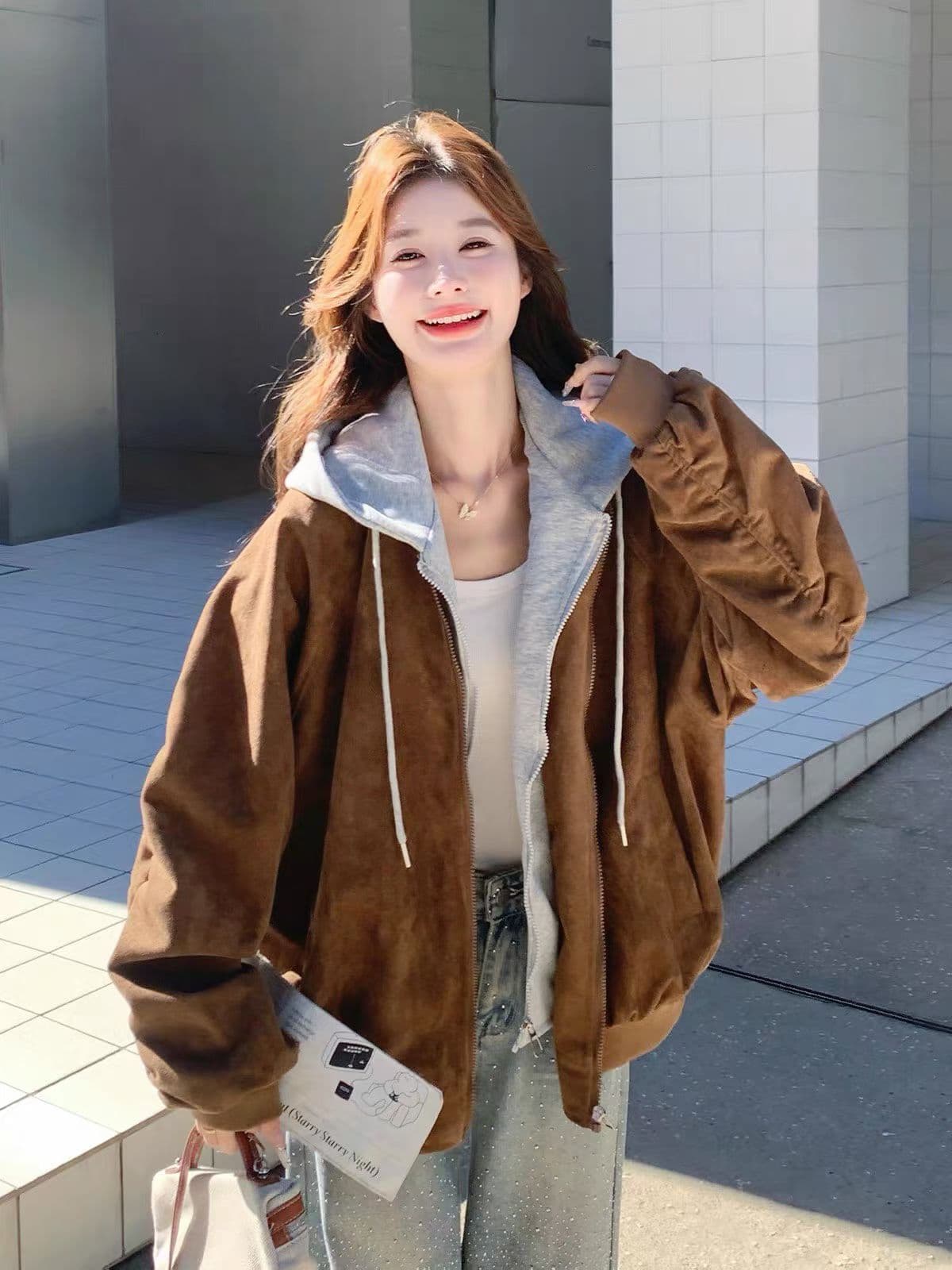 페이크 레이어드 패치워크 사슴 캐시미어 쇼트 스타일 여성 코트 2026 새로운 가을 아메리칸 레트로 펌프 로프 후드 야구 유니폼 상세 이미지 3
