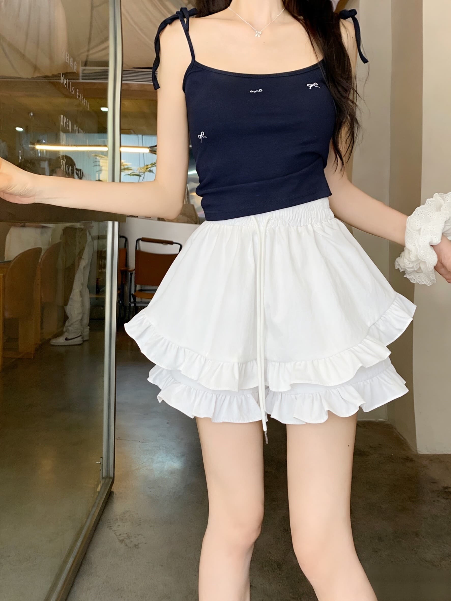 실사 불규칙 프릴 밴딩 하이웨이스트 짧은 치마바지 여름 캐주얼 하이웨이스트 슬림해 보이는 루즈핏 와이드 레그 팬츠 상세 이미지 9