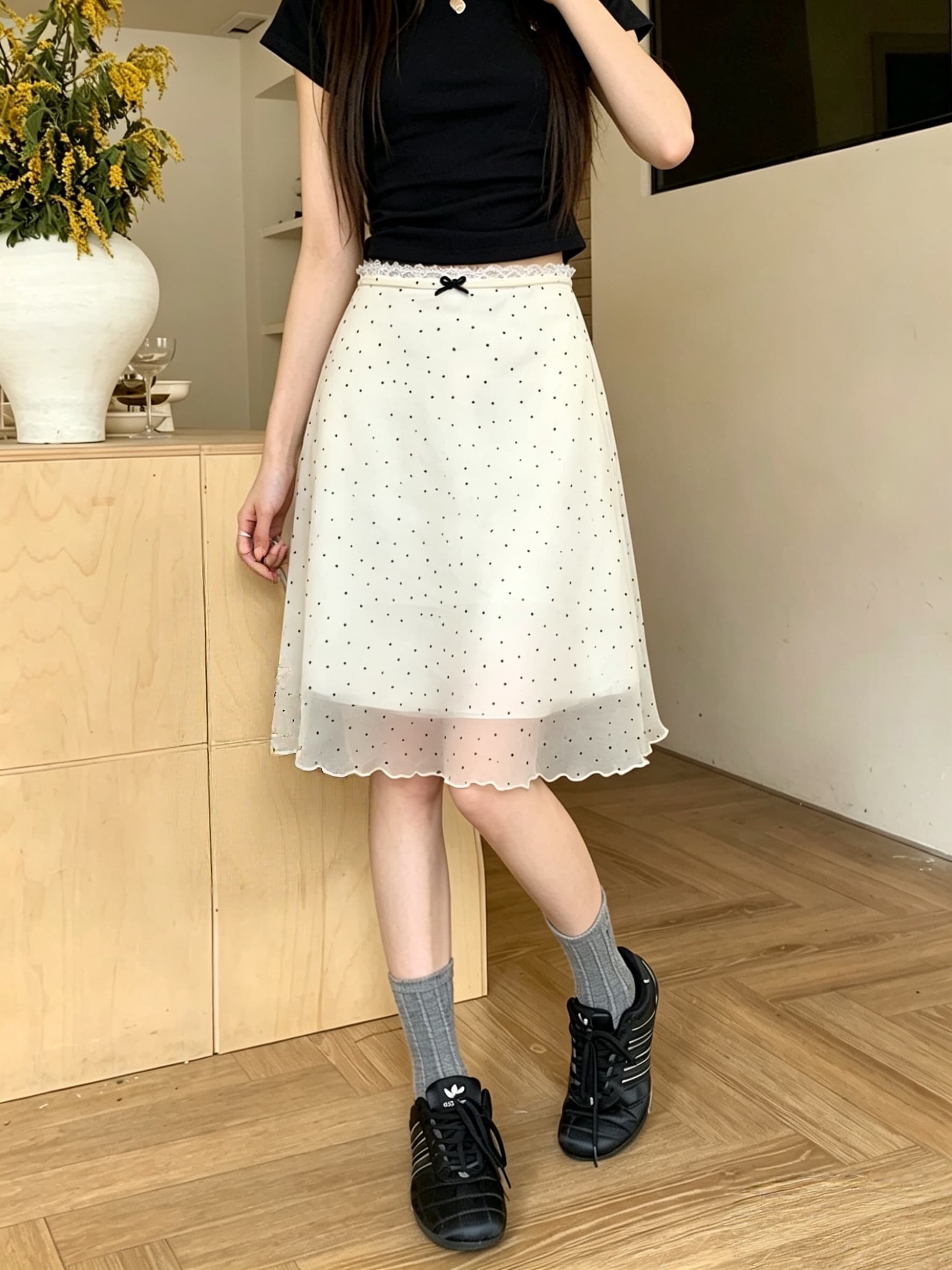 실사 여름 레트로 도트 무늬 쉬폰 한 마디 반신 스커트 여자 중간 롱 코트 레이스 측면 치마 스트레이트 슬림해 보이는 중간 스커트 이미지 3