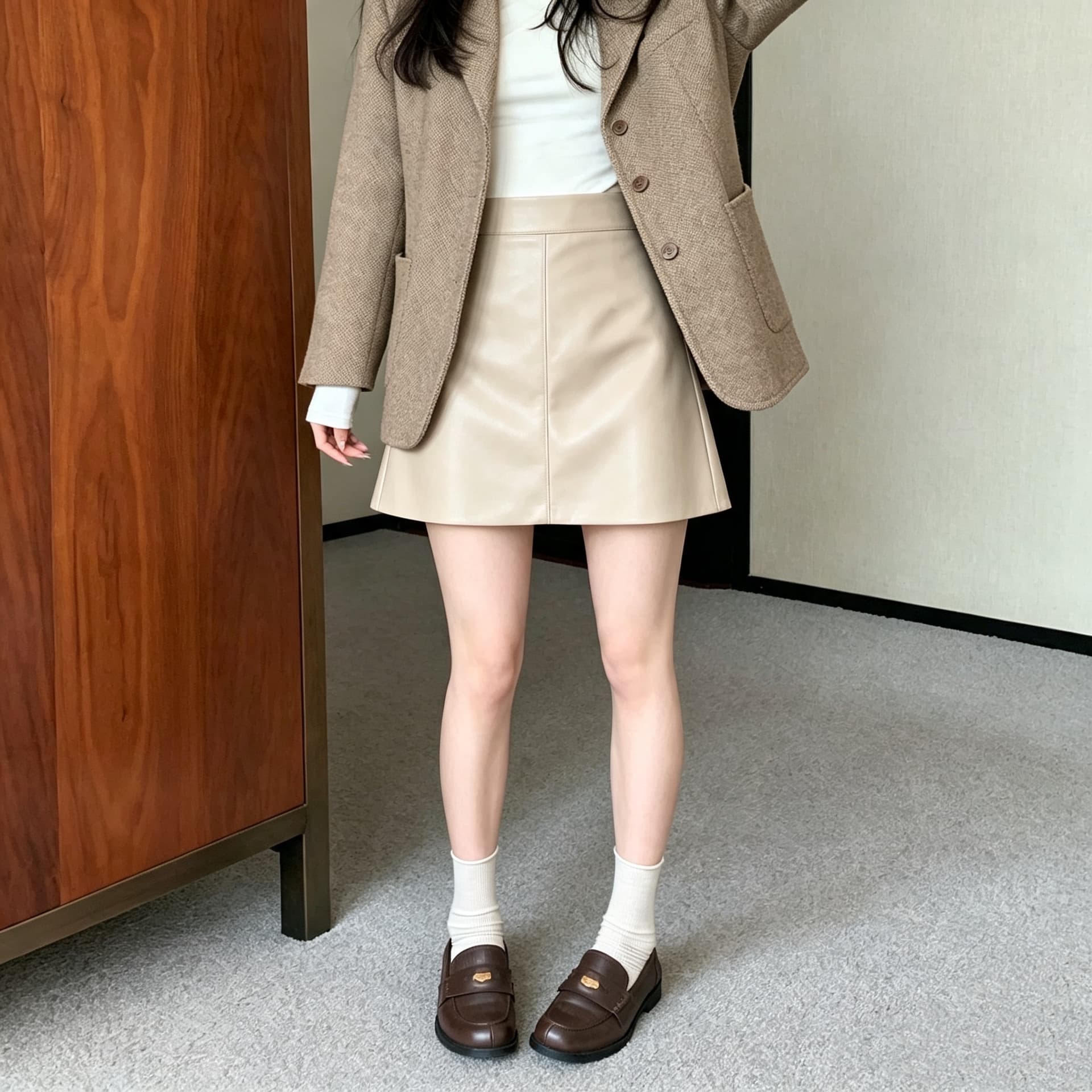 실사 한국 스타일 한 마디 다용도 반신 스커트 여성 하이웨이스트 pu 디스플레이 얇고 작은 가죽 스커트 가을 겨울 타이트 스커트 미니 스커트 상세 이미지 10