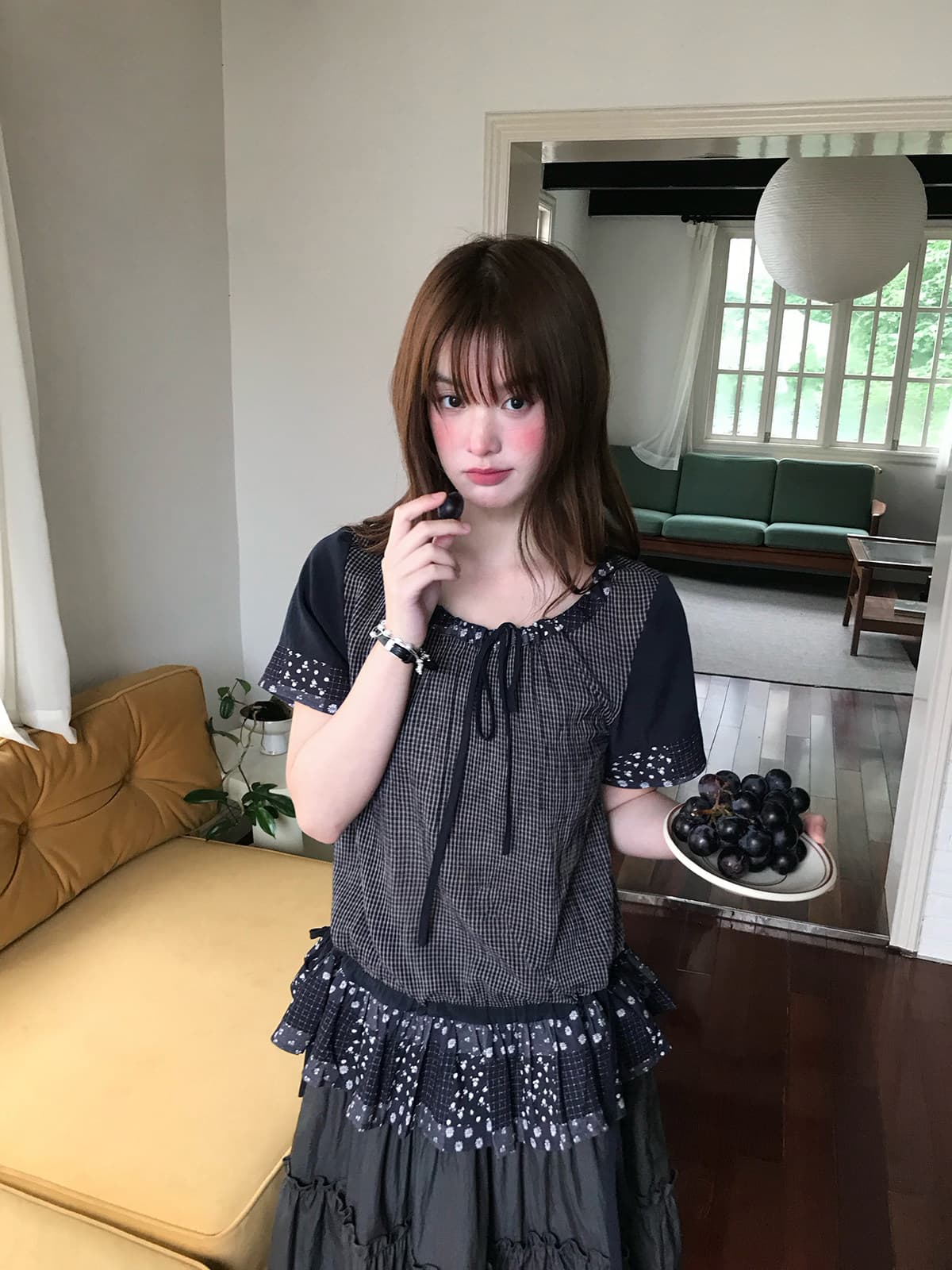 여름 새로운 빅 사이즈 mm 프랑스식 달콤한 스타일 도트 무늬 프릴 패치워크 반팔 티셔츠 고유 한 슬림해 보이는 맨위 상세 이미지 3