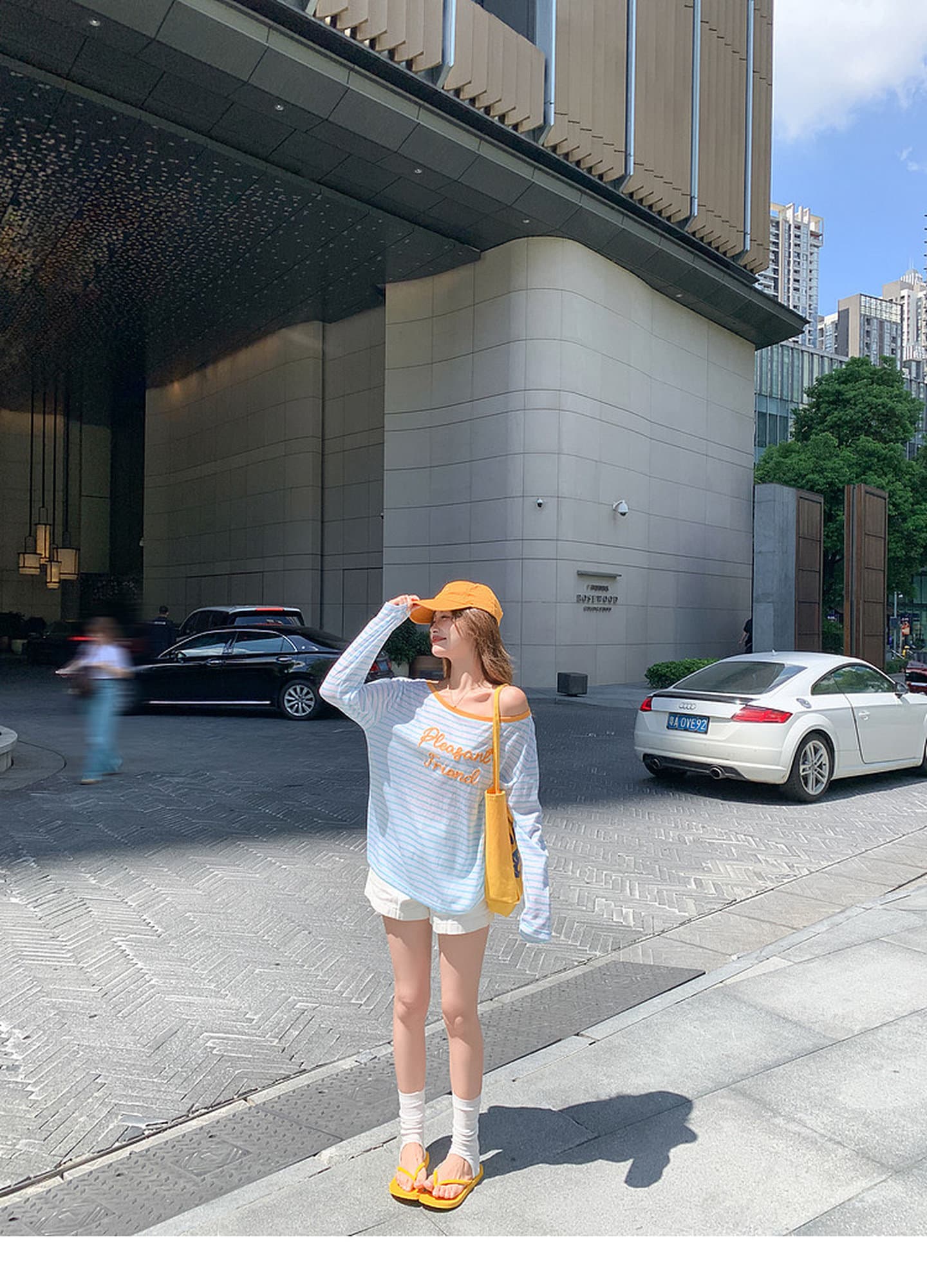 한 번 작은 짭짤한 한 부서 라이 경기 서울 블루 화이트 스트라이프 비스듬한 어깨 긴팔 티셔츠 자외선 차단 블라우스 여성 이른 가을 오프숄더 맨위 상세 이미지 10