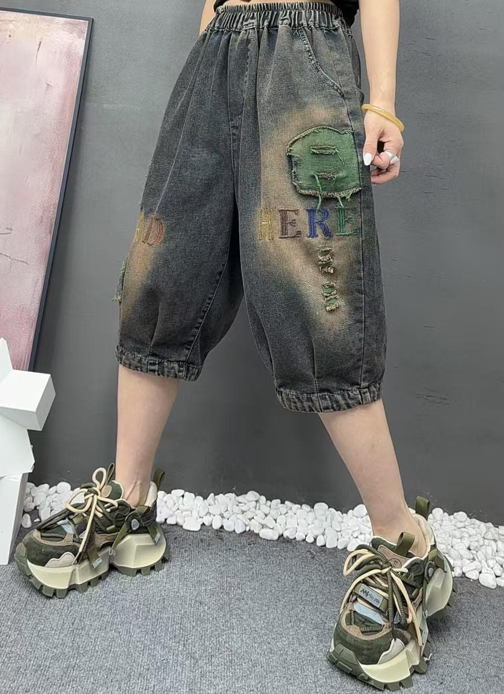 180 근 웨어러블 부드러운 데님 레트로 무거운 작업 알파벳 자수 허리밴드 다용도 캐주얼 5 점 축소 바지 아빠 바지 상세 이미지 1