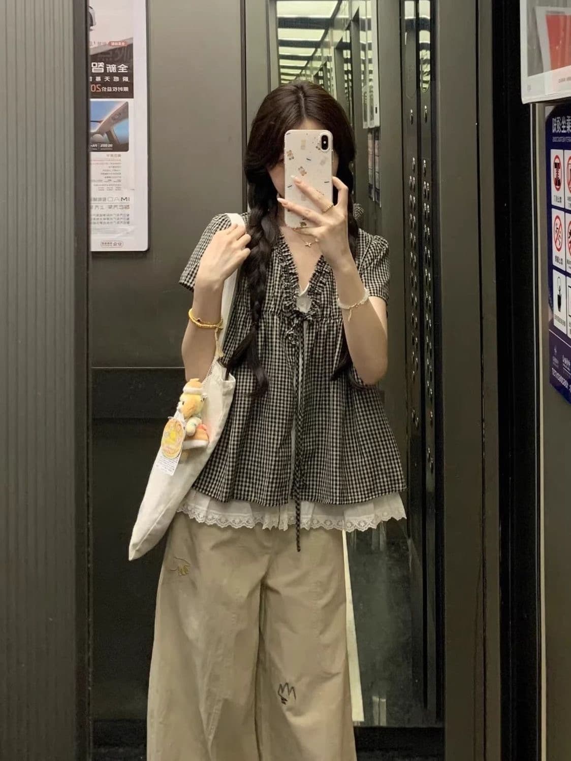 한 부서 페이크 레이어드 체크무늬 패치워크 프릴 레이스 V넥 레이스업 여성 셔츠 여름 루즈핏 표지 고기 연령 감소 맨위
