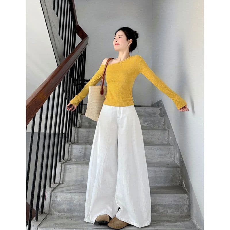 전체 집합 ootd 착용 가져 가라. 세트 비스듬한 칼라 오프숄더 황색 맨위 캐주얼 와이드 레그 팬츠 투피스 세트 2026 봄 여성 이미지 2